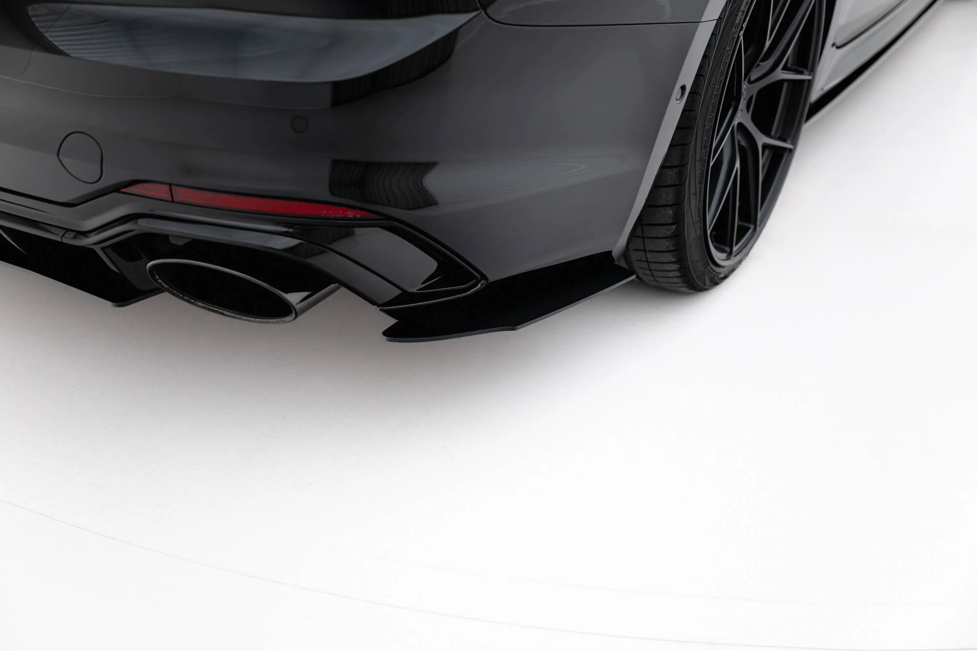 REAR DIFFUSER V.1 AUDI RS5 F5 COUPE / SPORTBACK - Image 5