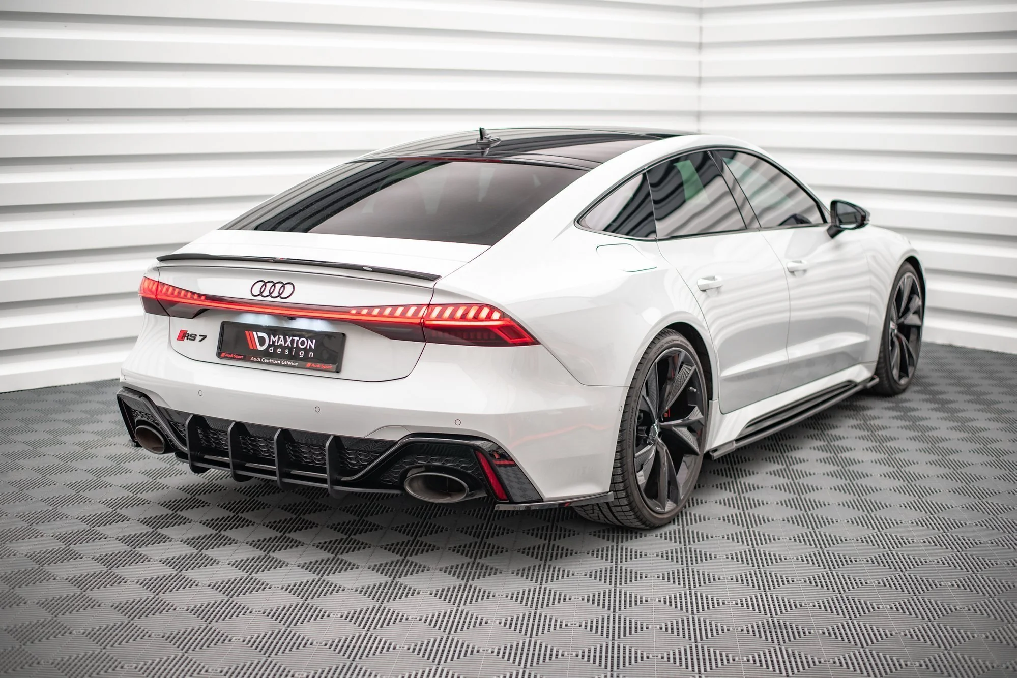 REAR SIDE SPLITTERS AUDI RS6 C8 - Image 2