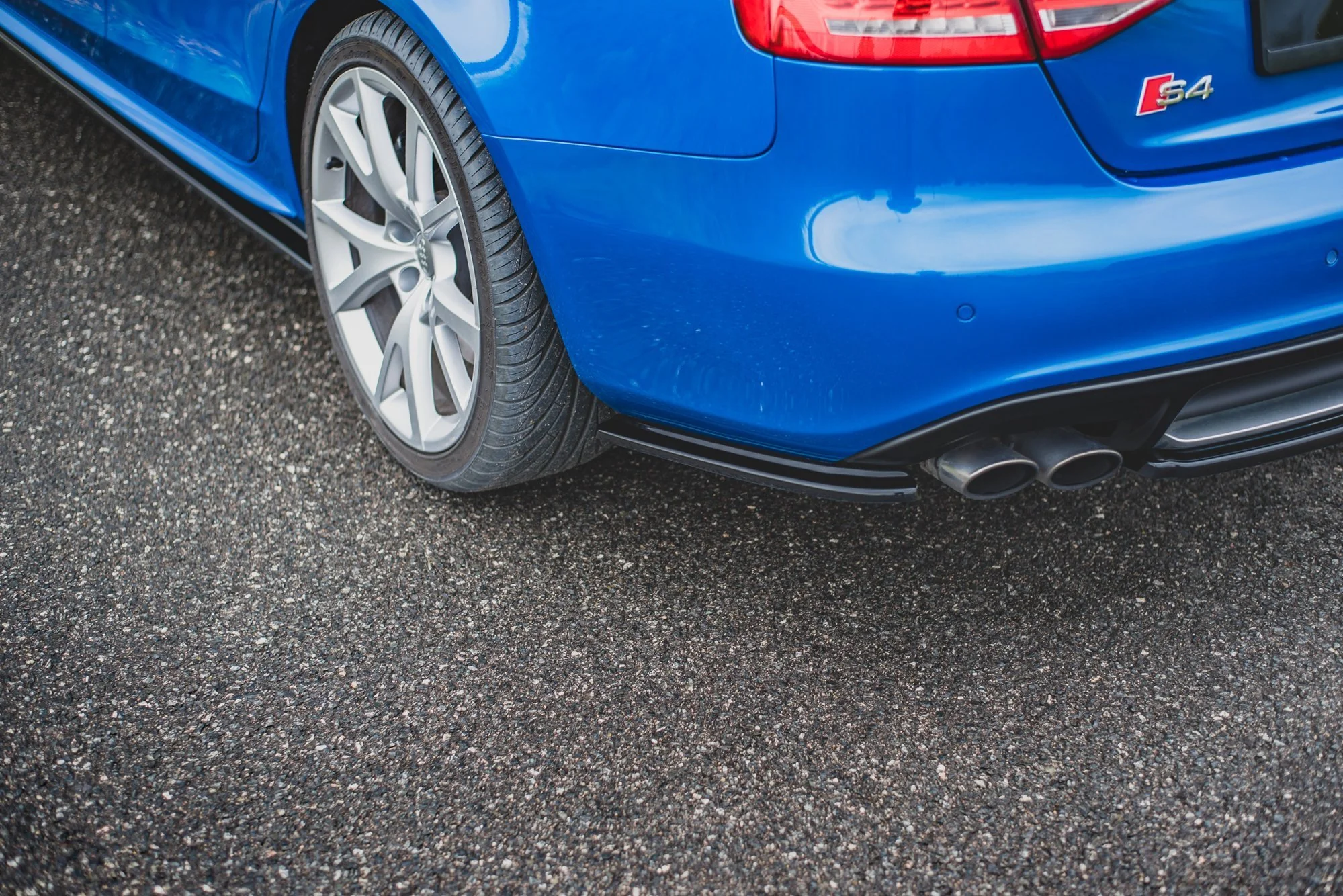 REAR SIDE SPLITTERS AUDI S4 / A4 S-LINE B8 SEDAN - Image 2