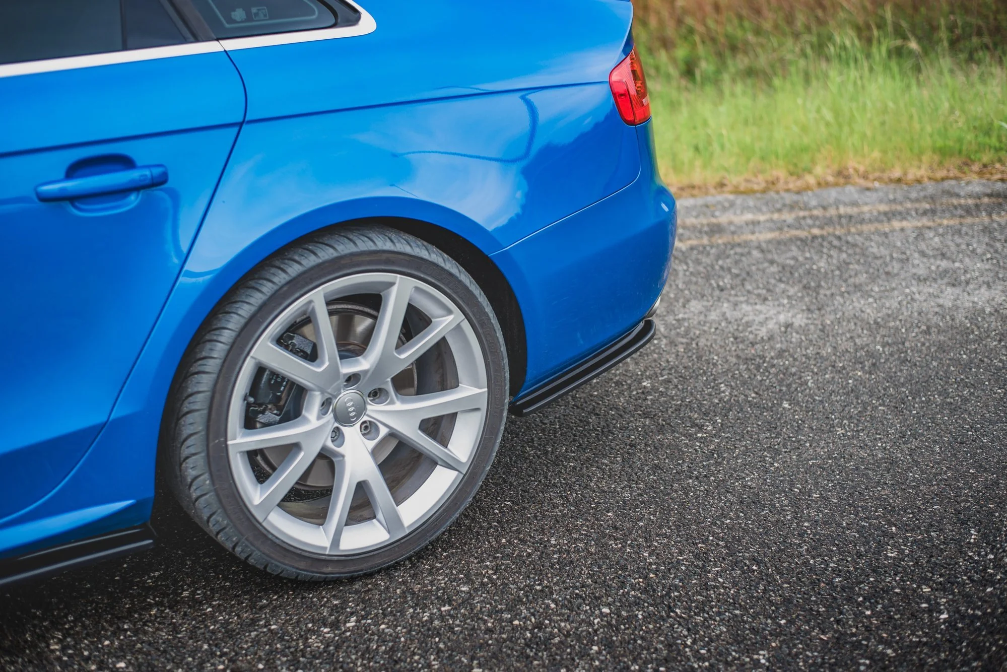 REAR SIDE SPLITTERS AUDI S4 / A4 S-LINE B8 SEDAN - Image 4