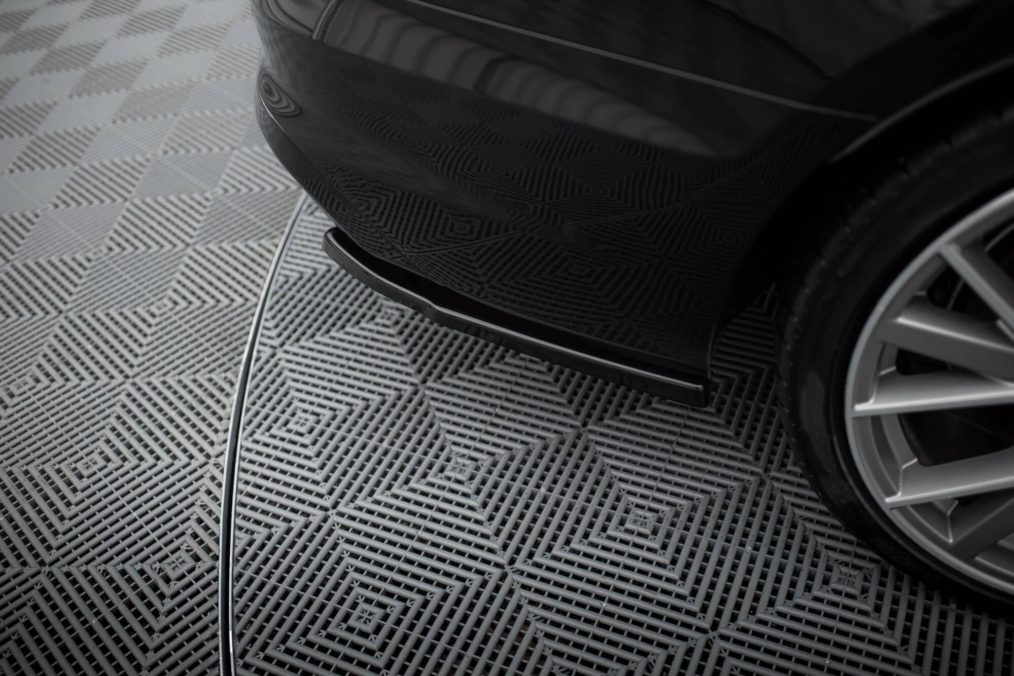 REAR SIDE SPLITTERS AUDI S4 B9 FACELIFT - Image 3