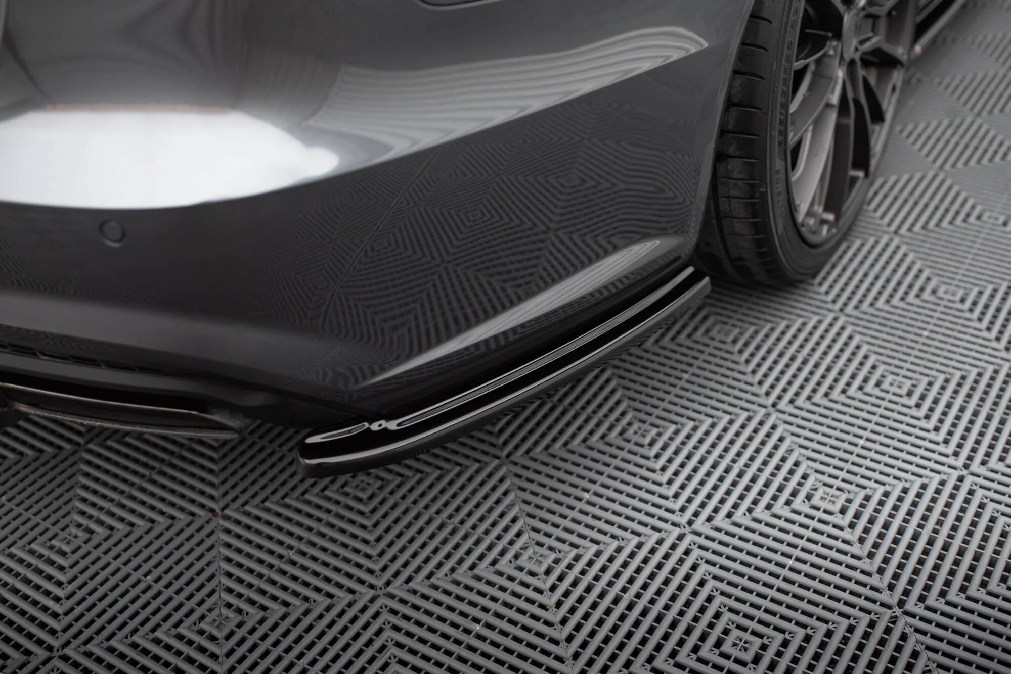 REAR SIDE SPLITTERS AUDI S6 / A6 S-LINE C7 FL SEDAN / AVANT - Image 3
