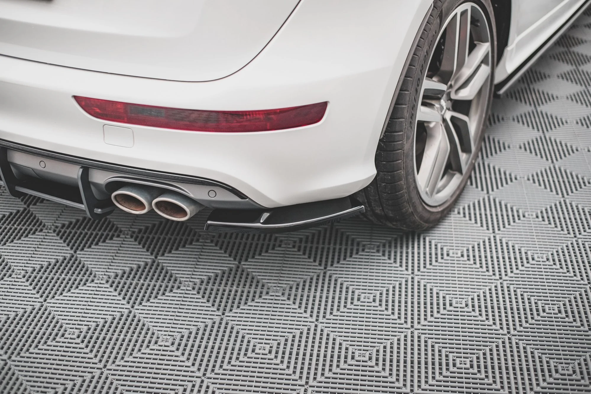 REAR SIDE SPLITTERS AUDI SQ5 MK1 (8R) - Image 2