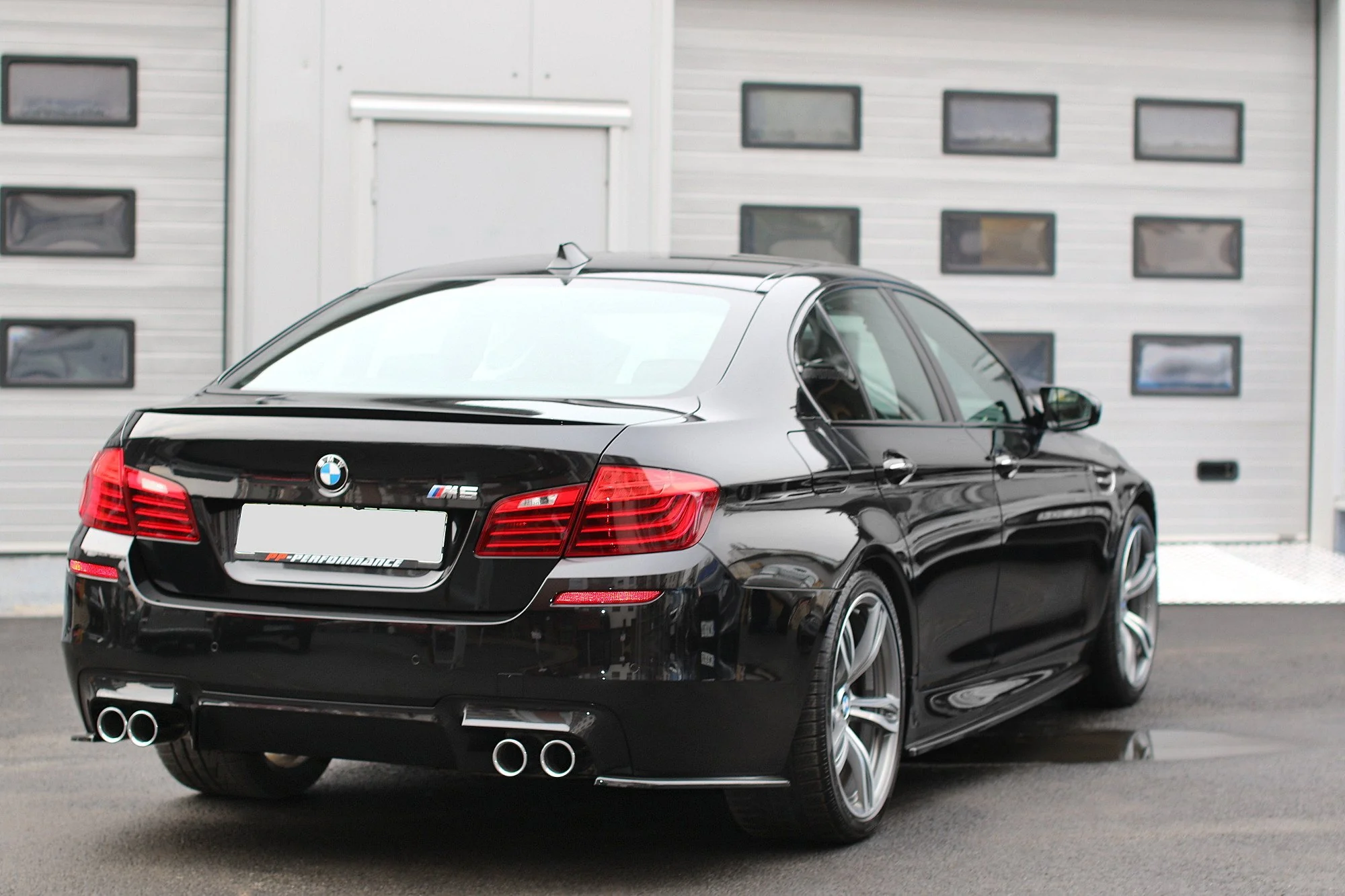 REAR SIDE SPLITTERS BMW M5 F10 - Image 2