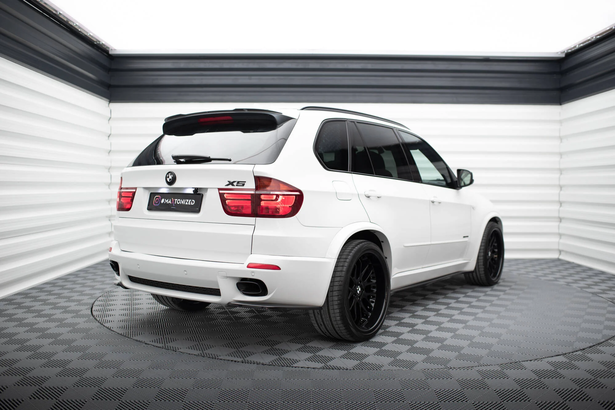 REAR SIDE SPLITTERS BMW X5 E70 FACELIT M-PACK - Image 4