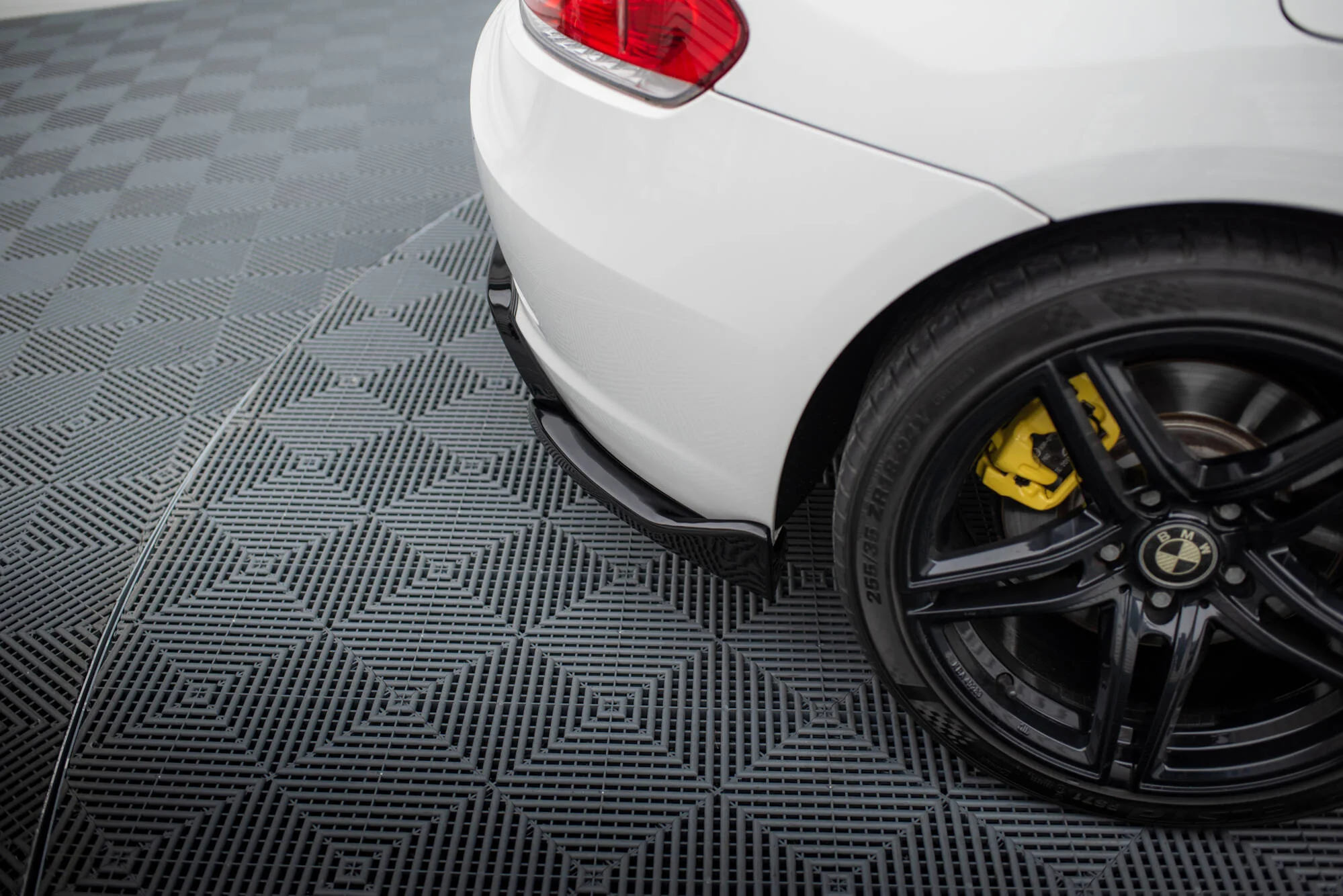 REAR SIDE SPLITTERS BMW Z4 E89 - Image 4