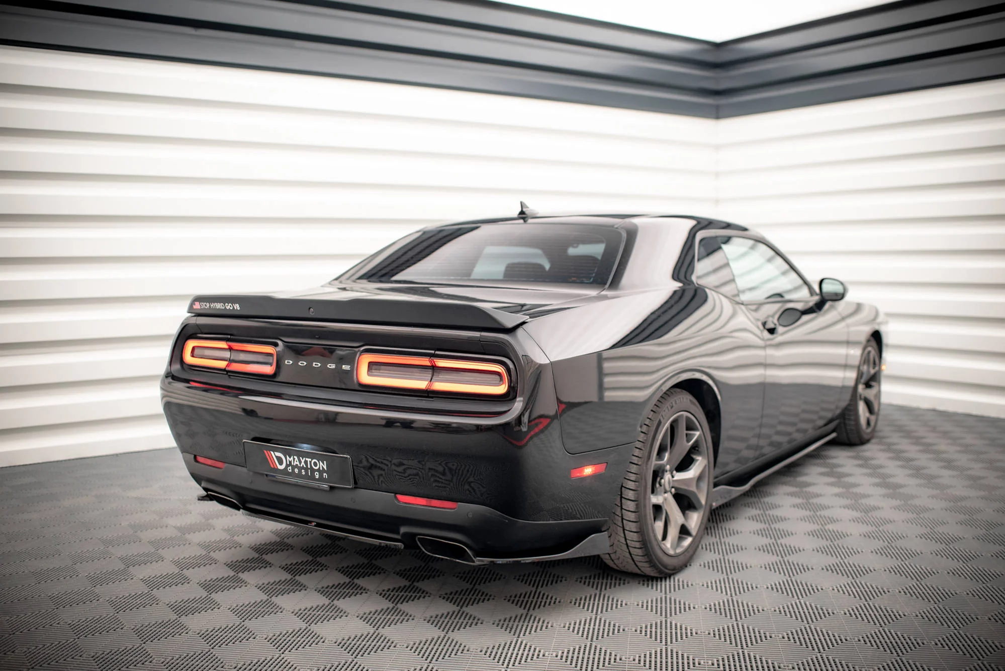 REAR SIDE SPLITTERS DODGE CHALLENGER RT MK3 FACELIFT - Image 3