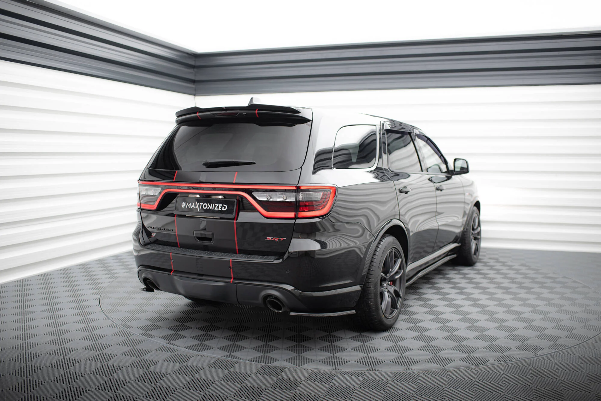 REAR SIDE SPLITTERS DODGE DURANGO SRT MK3 - Image 2