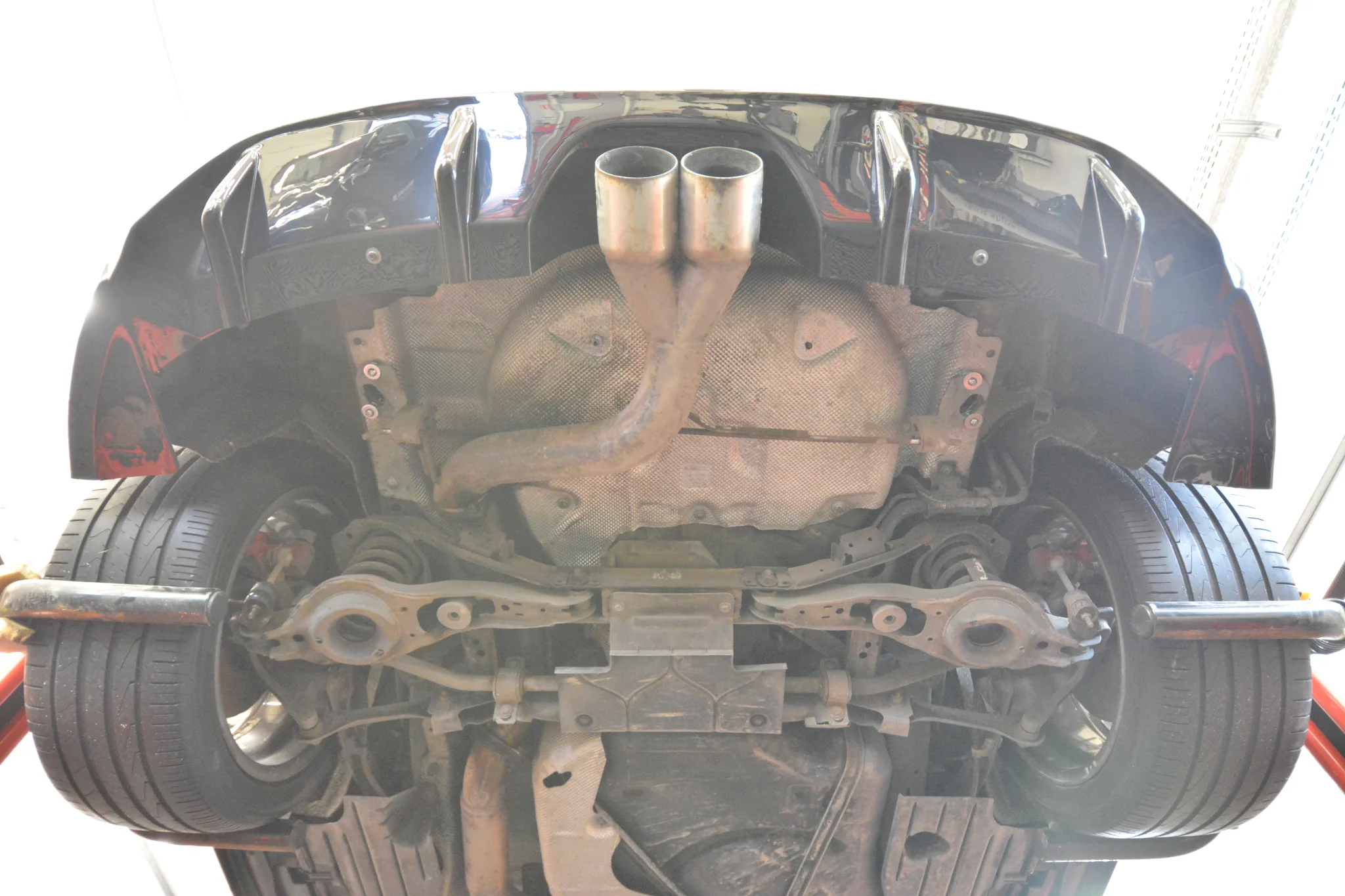REAR SIDE SPLITTERS FORD FOCUS ST MK3 FL - Image 8