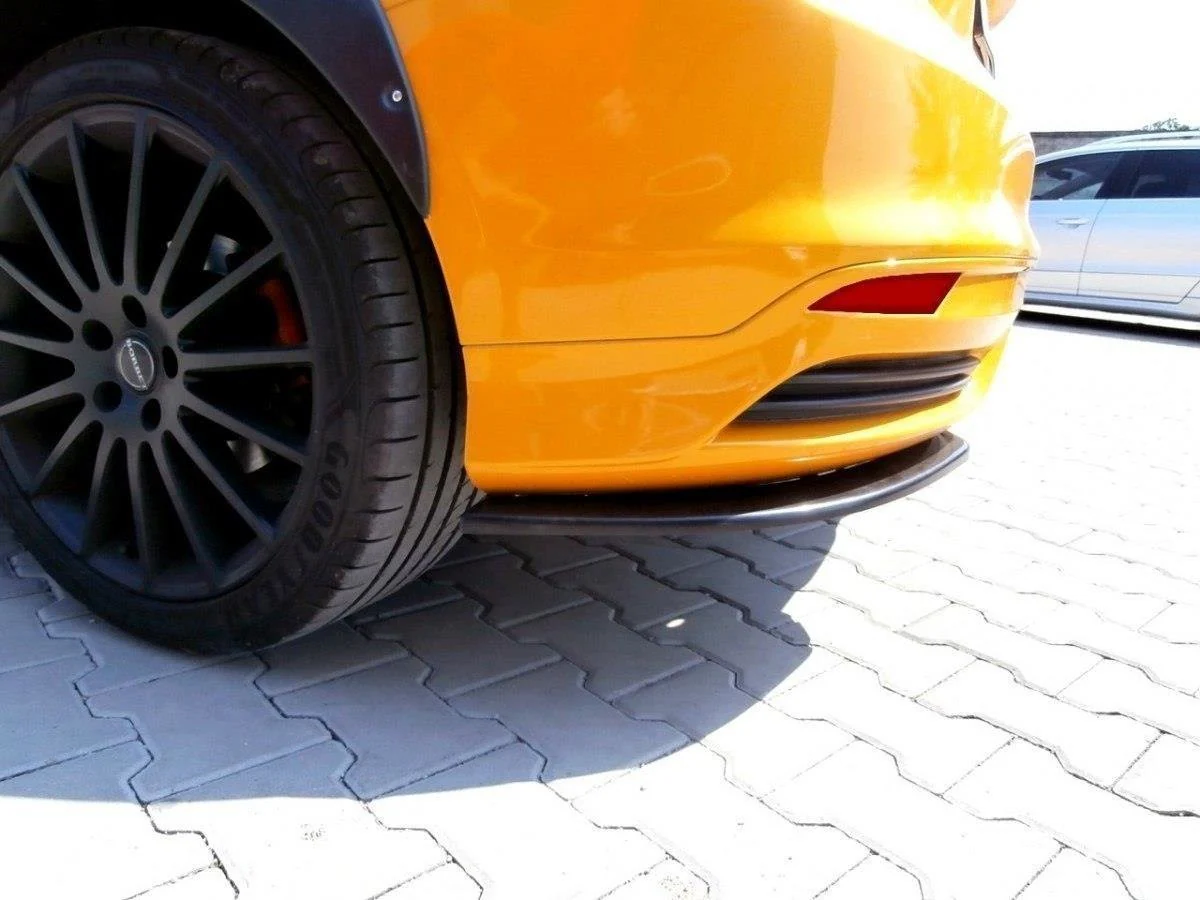 REAR SIDE SPLITTERS FORD FOCUS ST MK3 HATCHBACK - Image 4