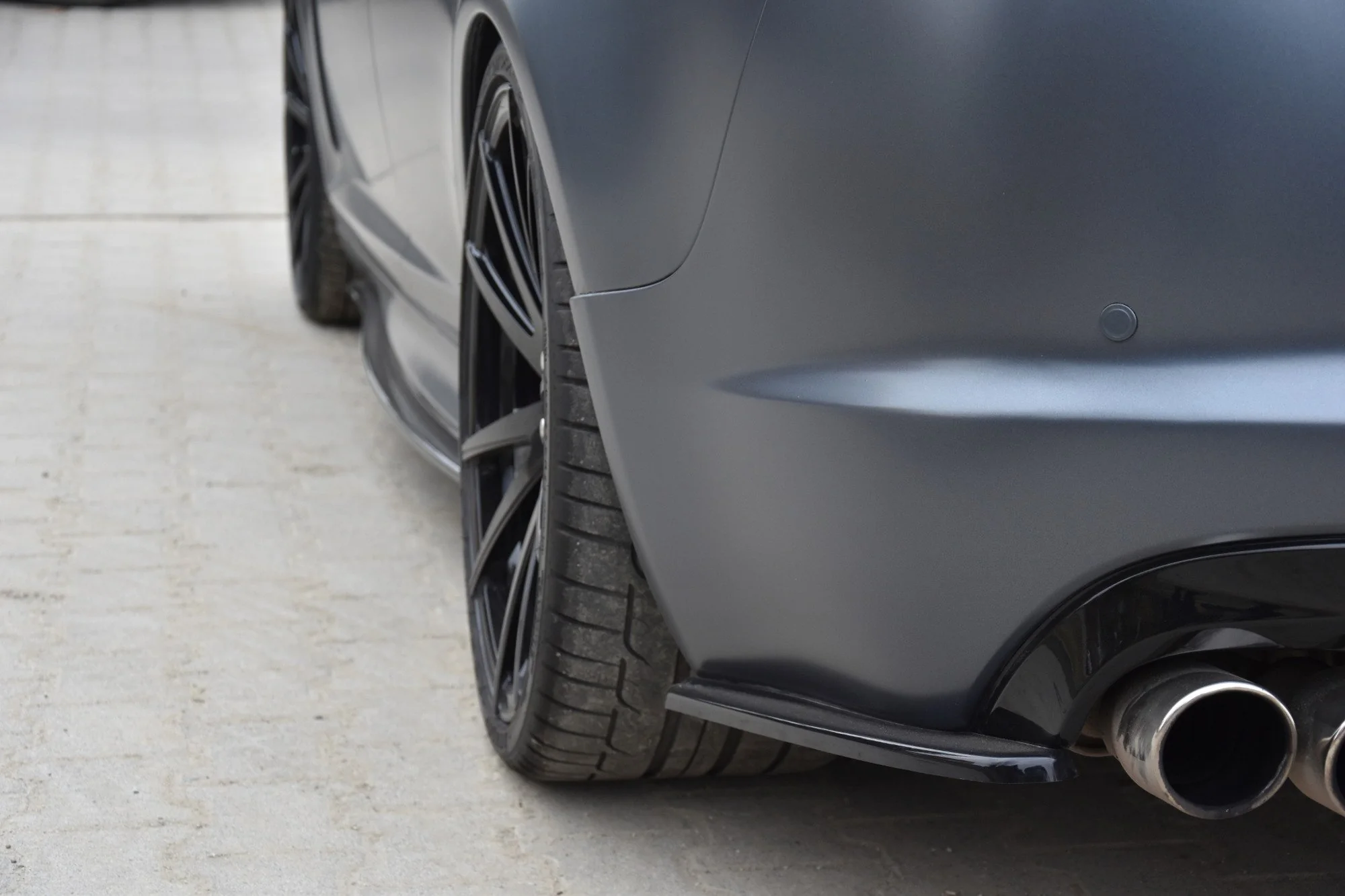 REAR SIDE SPLITTERS JAGUAR XF- R - Image 2