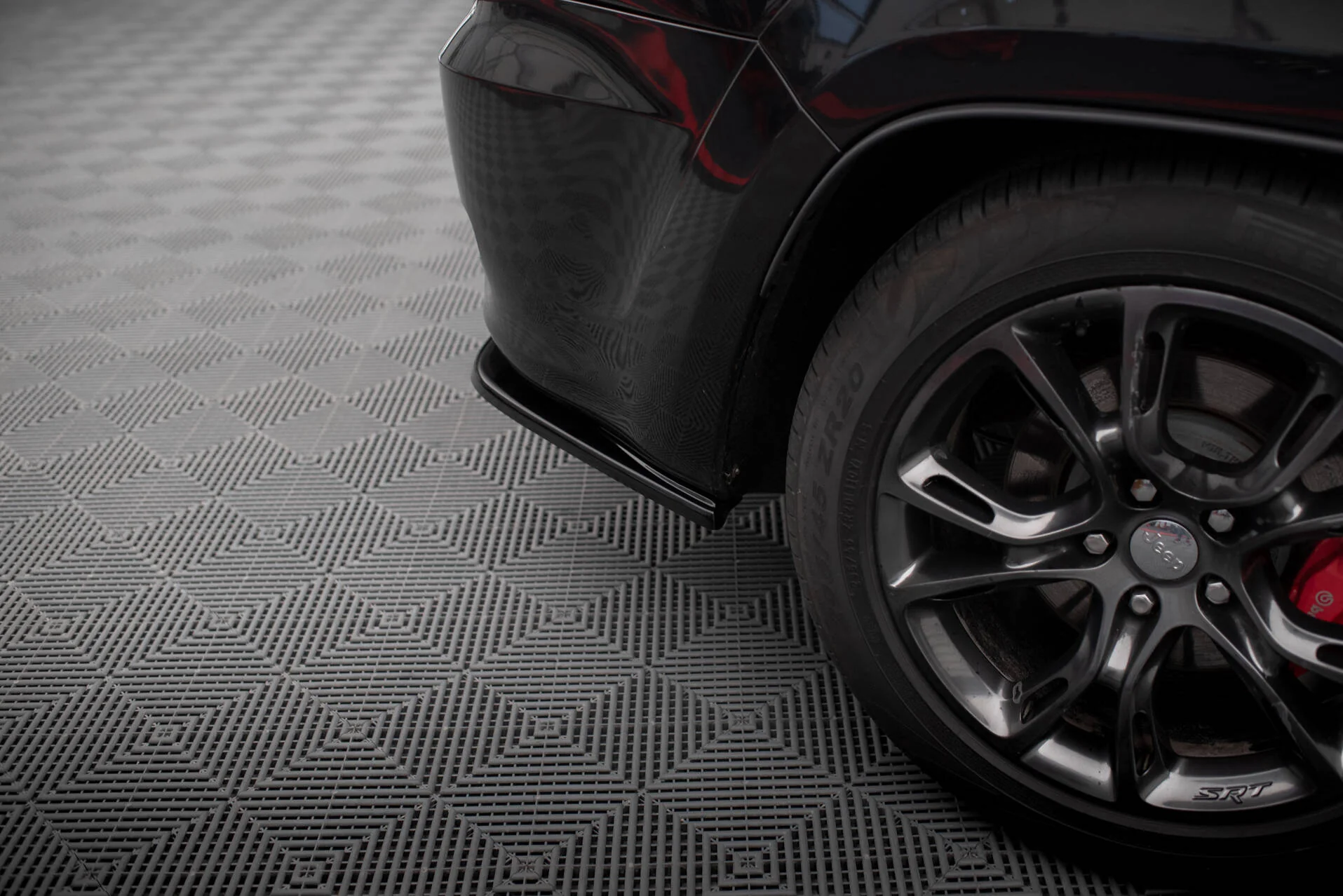 Rear Side Splitters Jeep Grand Cherokee SRT WK2 Facelift - Image 3