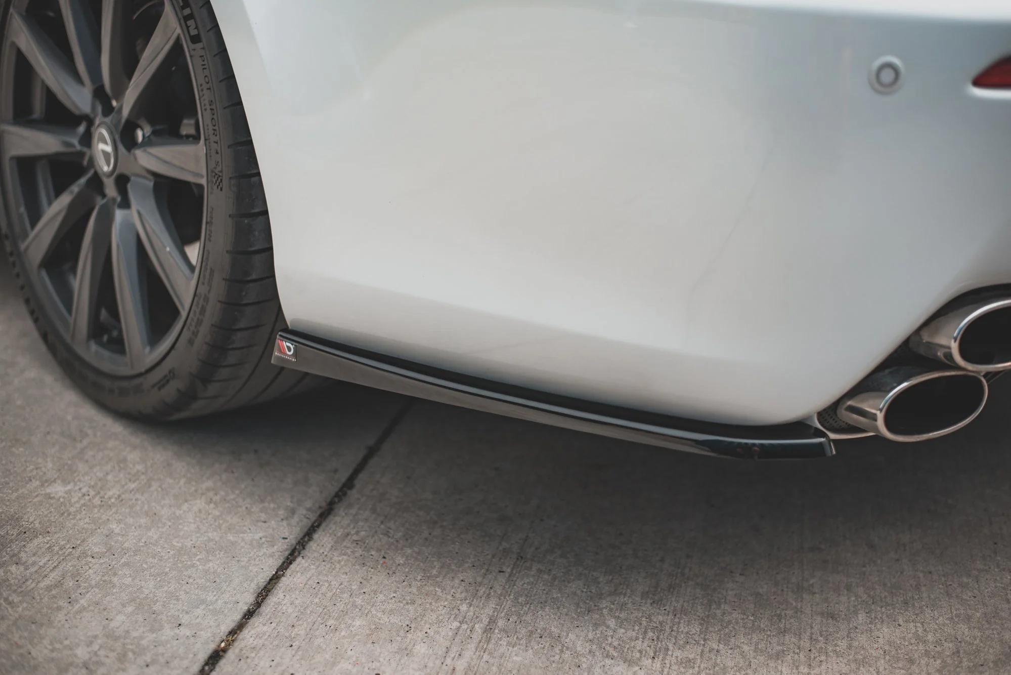 REAR SIDE SPLITTERS LEXUS IS F MK2 - Image 3