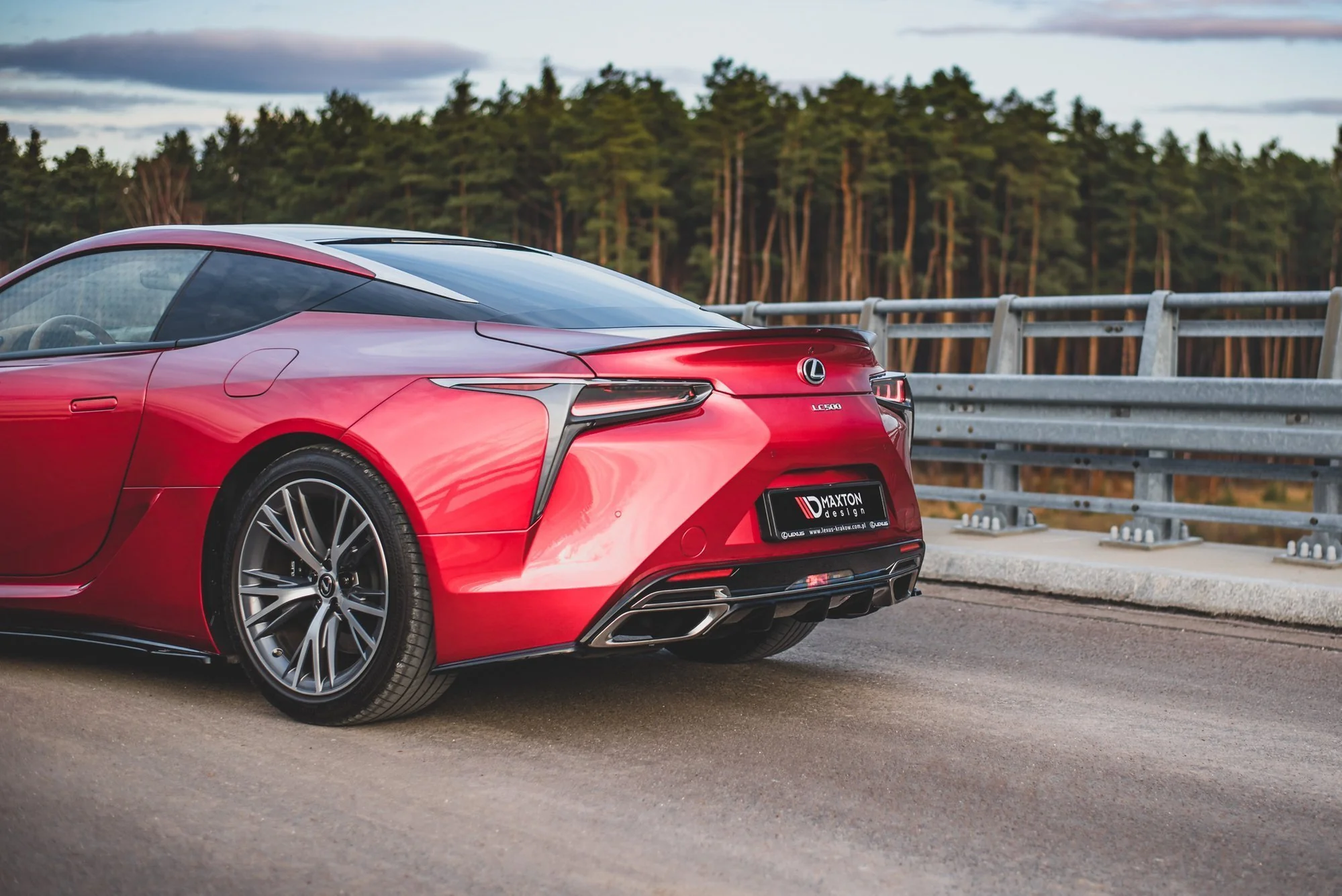 REAR SIDE SPLITTERS LEXUS LC 500 - Image 5