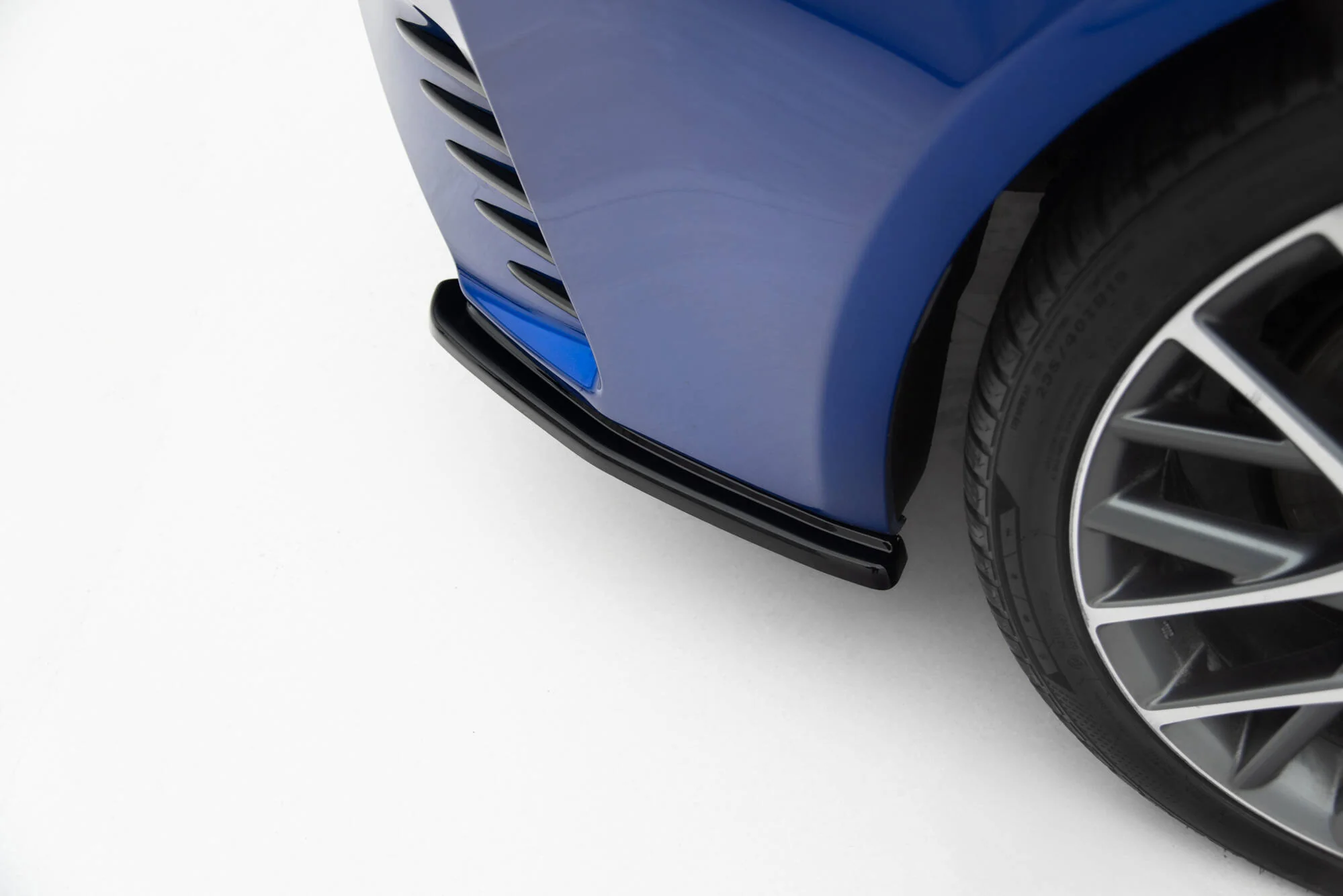 REAR SIDE SPLITTERS LEXUS RC - Image 4