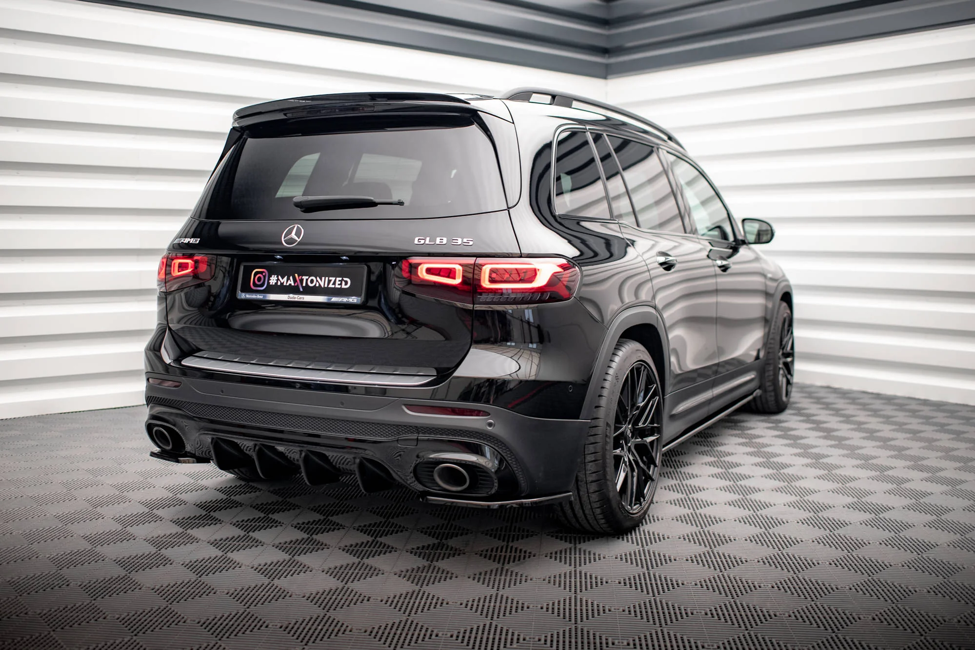 REAR SIDE SPLITTERS MERCEDES-AMG GLB 35 X247 - Image 2