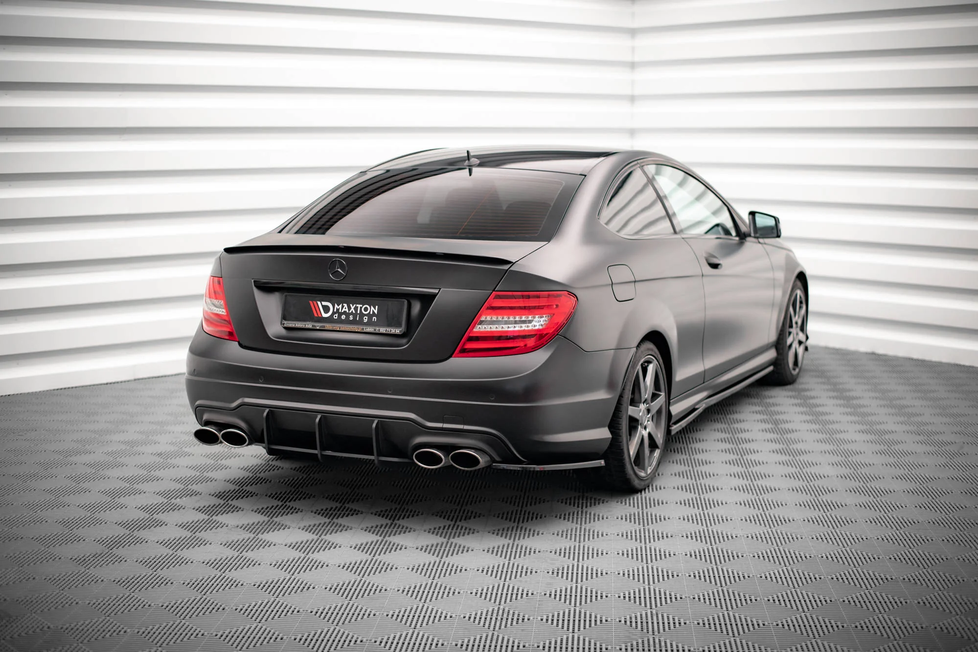 REAR SIDE SPLITTERS MERCEDES-BENZ C COUPE AMG-LINE C204 - Image 4