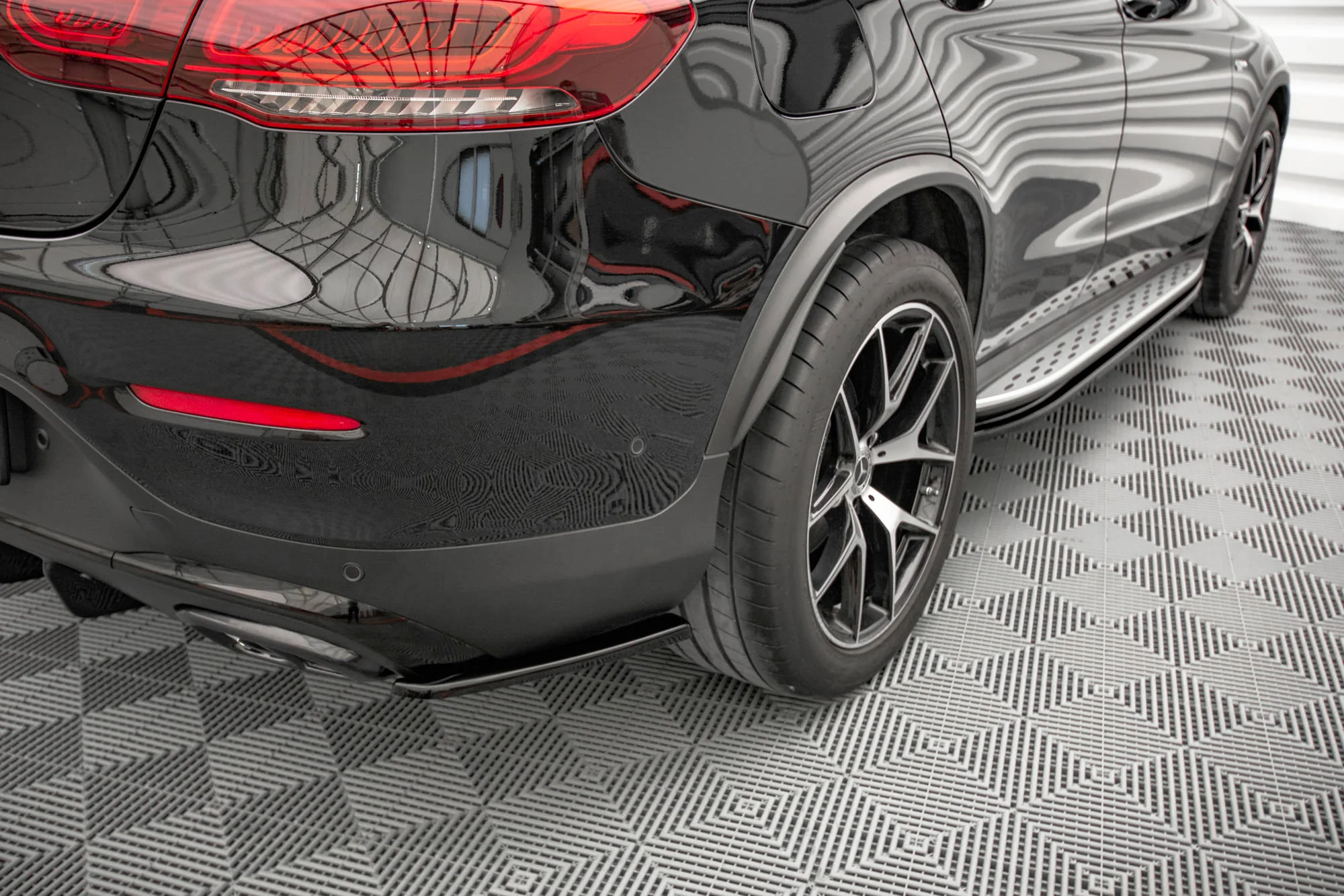 REAR SIDE SPLITTERS MERCEDES-BENZ GLC COUPE AMG-LINE C253 FACELIFT - Image 2