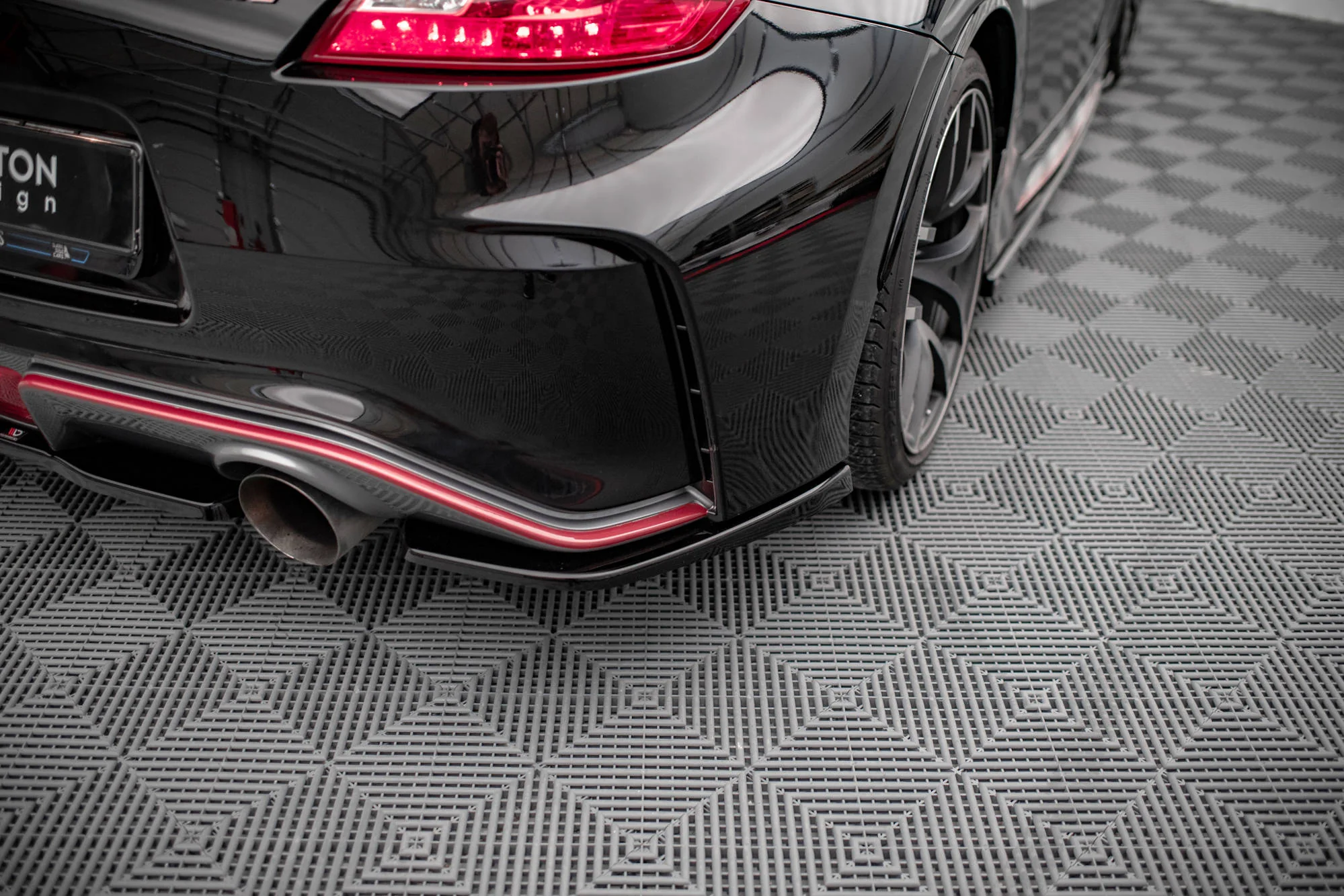 REAR SIDE SPLITTERS NISSAN 370Z NISMO FACELIFT - Image 3