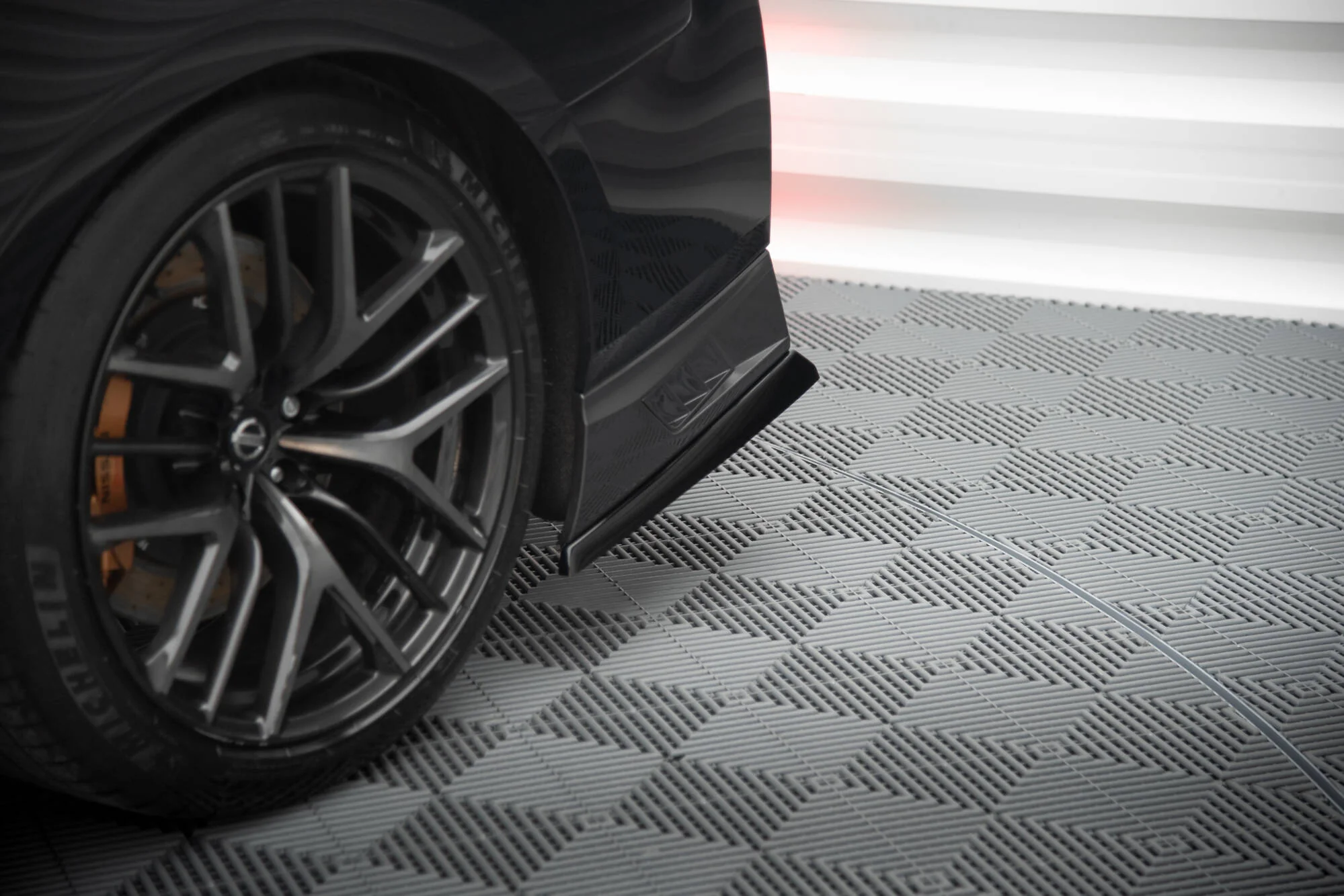 REAR SIDE SPLITTERS NISSAN GTR R35 FACELIFT - Image 5