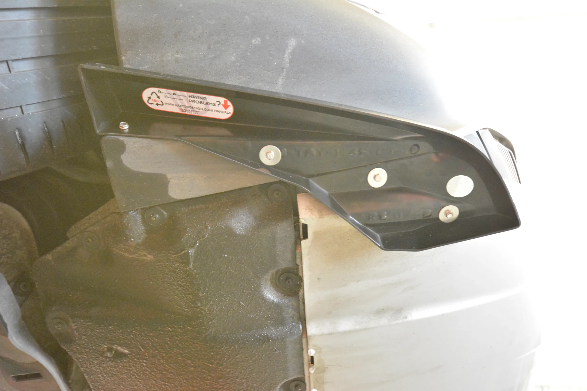 Rear Side Splitters Porsche Taycan Cross Turismo 4S - Image 7