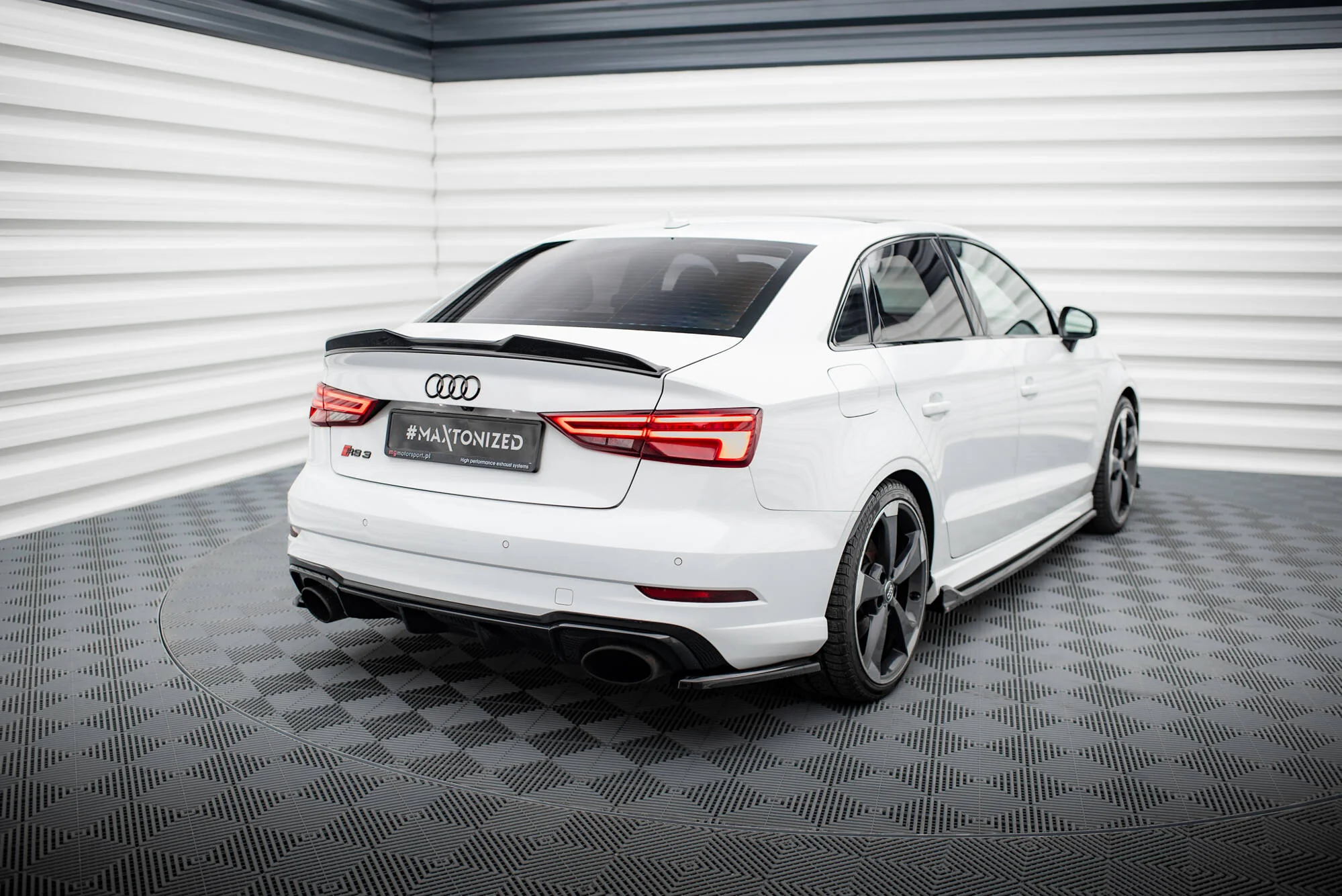 REAR SIDE SPLITTERS V.2 AUDI RS3 SEDAN 8V FACELIFT - Image 2