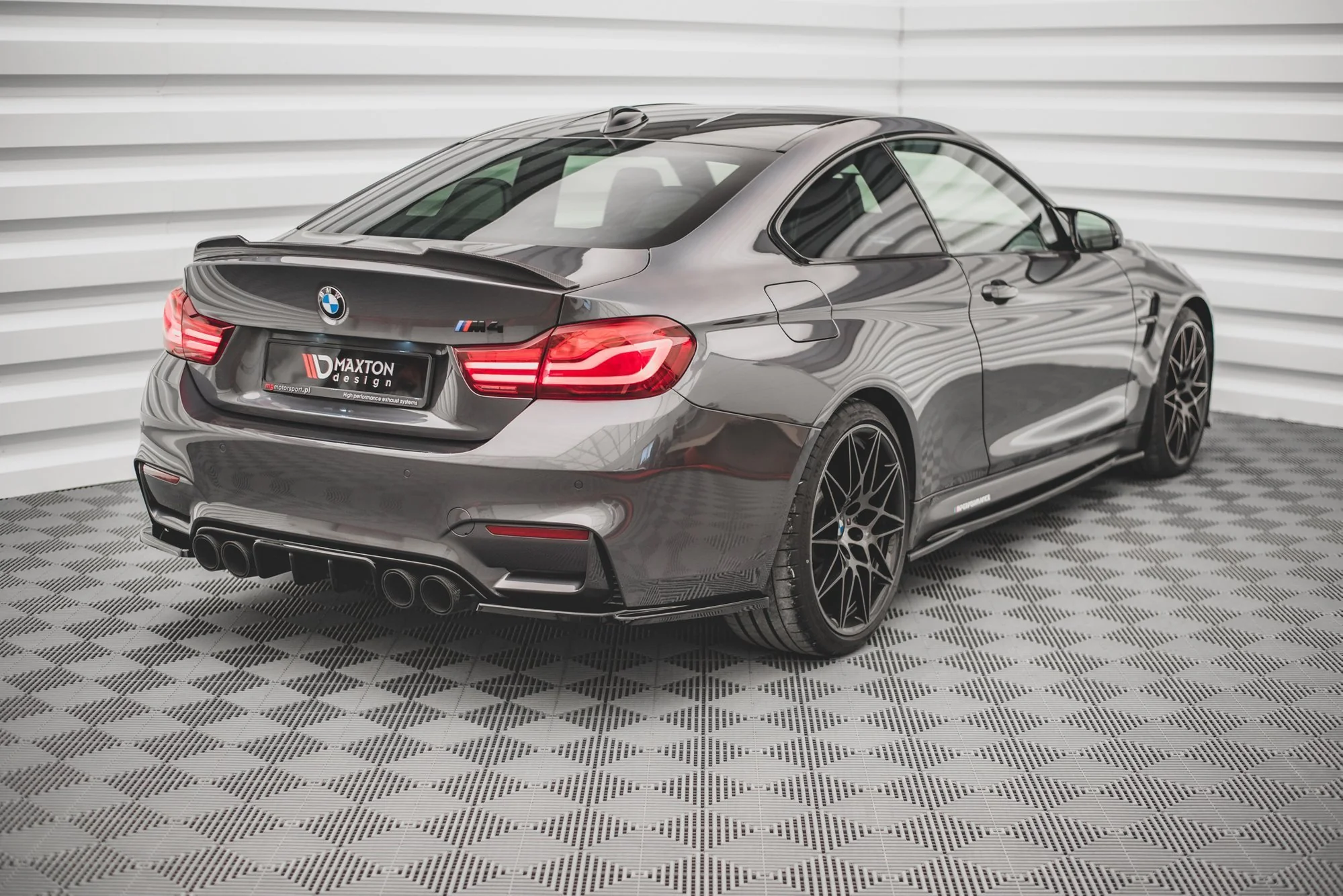 REAR SIDE SPLITTERS V.2 BMW M4 F82 - Image 2