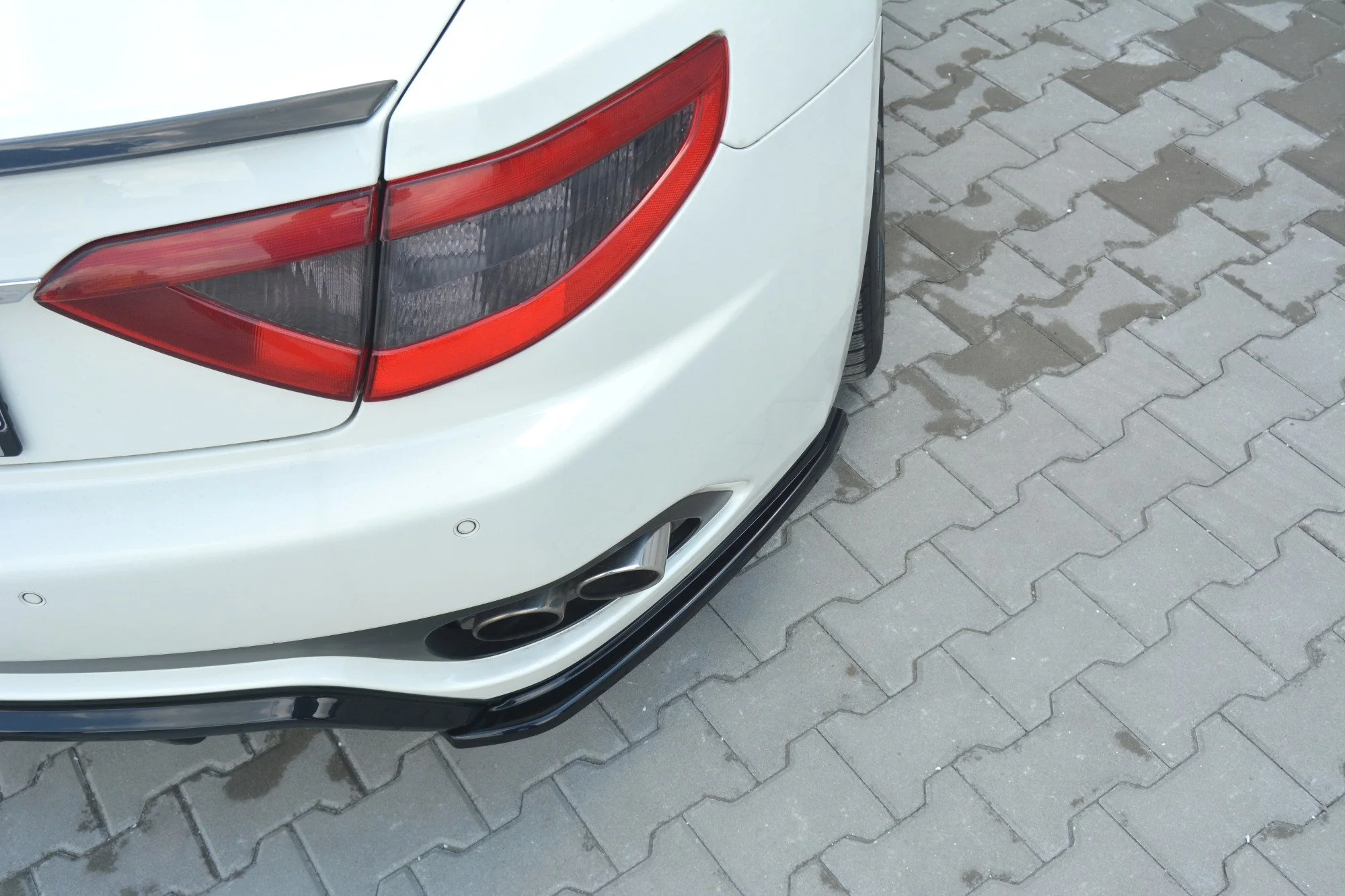 REAR SIDE SPLITTERS V.2 MASERATI GRANTURISMO (set for Maxton valance) - Image 4