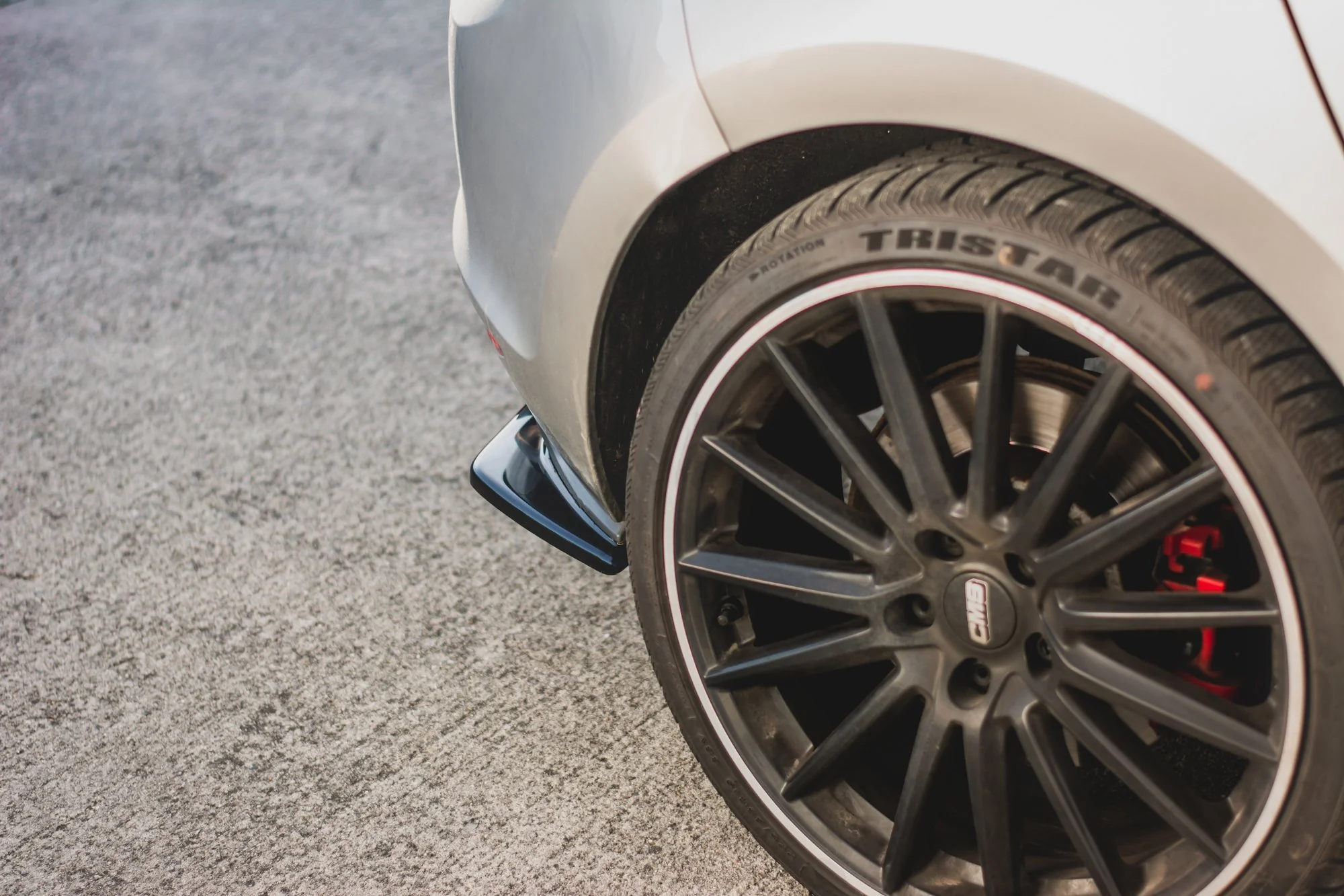 REAR SIDE SPLITTERS V.2 VW GOLF 7 GTI - Image 6