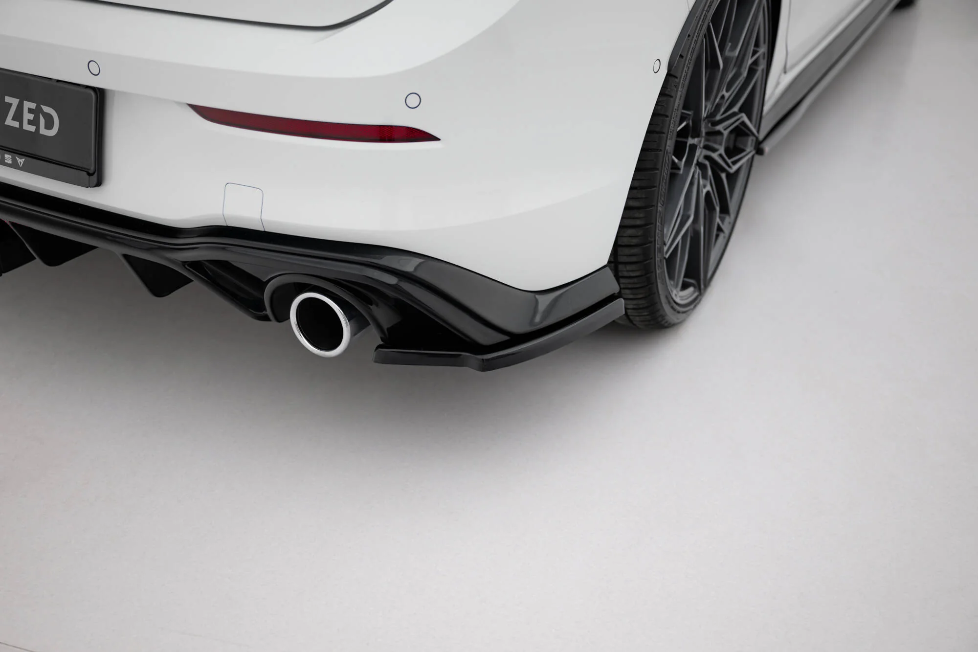 REAR SIDE SPLITTERS V.3 VOLKSWAGEN GOLF GTI MK8 (set for Maxton valance V.2) - Image 3