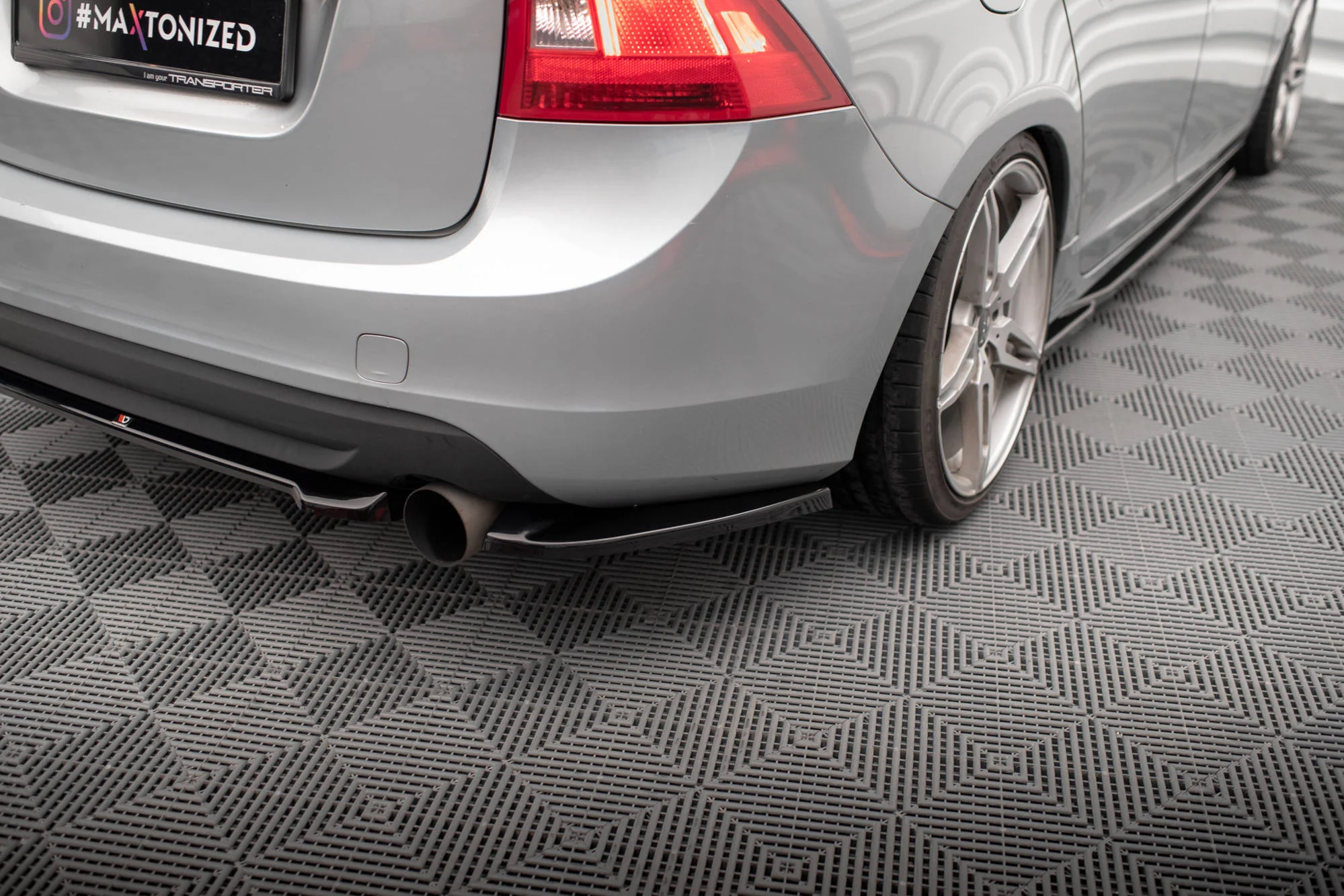 REAR SIDE SPLITTERS VOLVO S60 R-DESIGN MK2 - Image 3