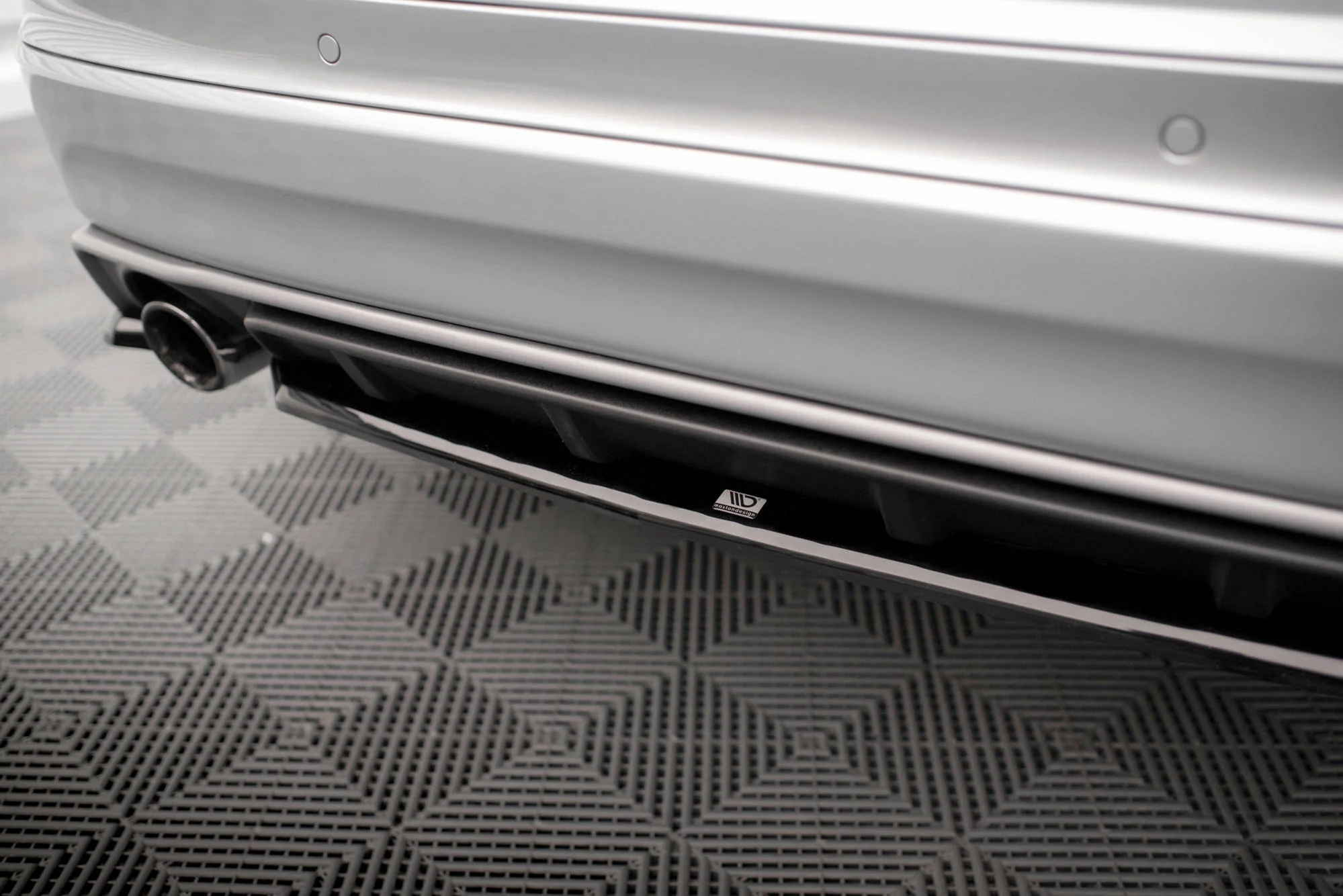 REAR SPLITTER FOR VOLVO XC60 R-DESIGN MK1 FACELIFT - Image 4