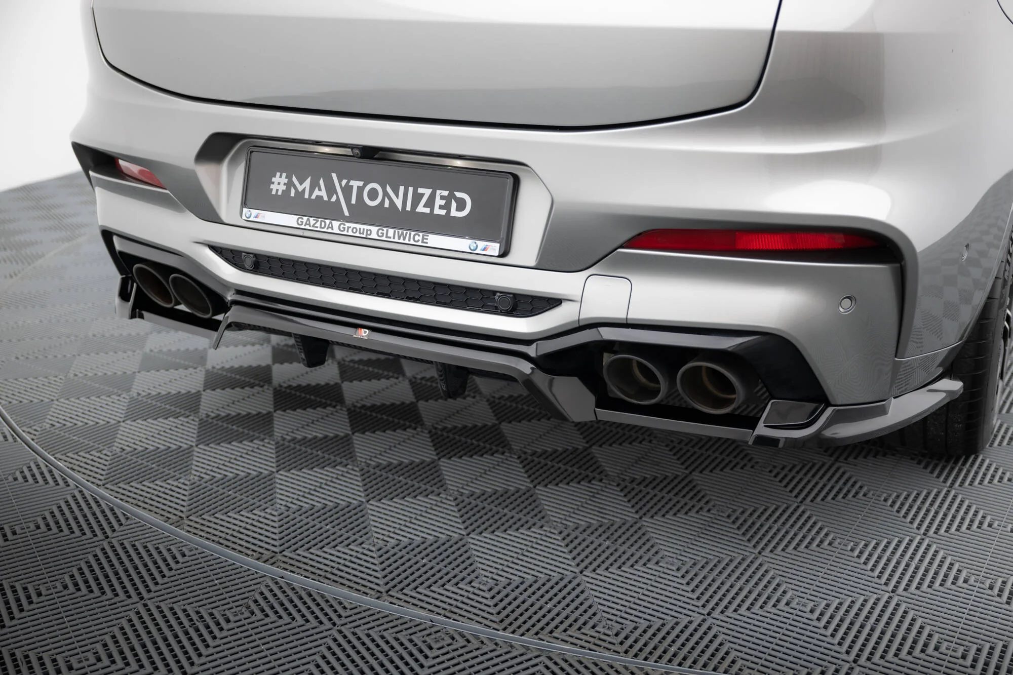 Rear Splitter (with vertical bars) BMW X4 M F98 - Image 3