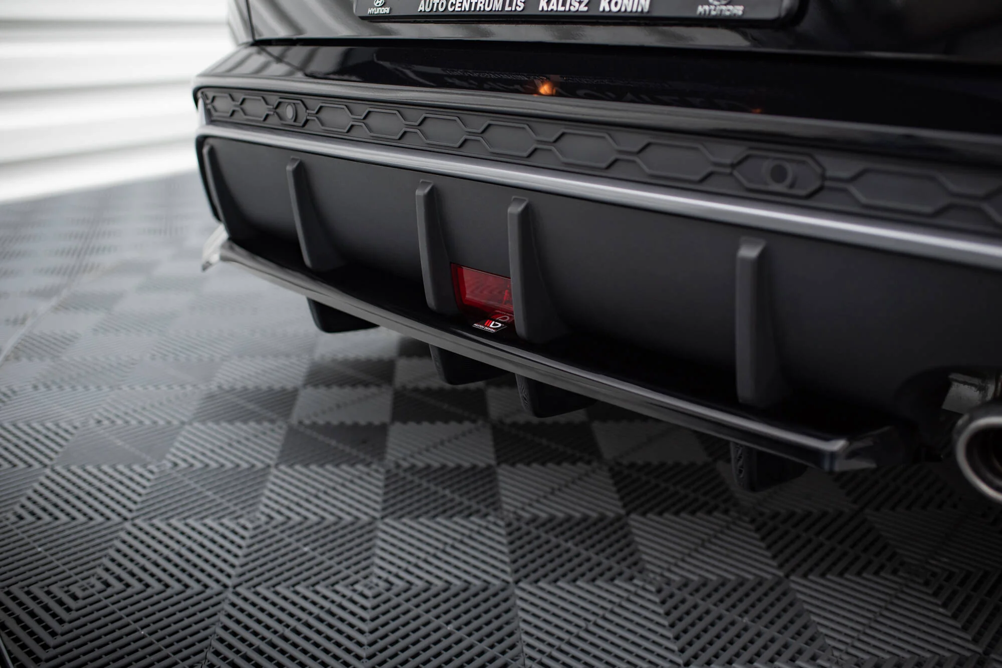 Rear Splitter (with vertical bars) Hyundai Kona N-Line Mk2 - Image 4