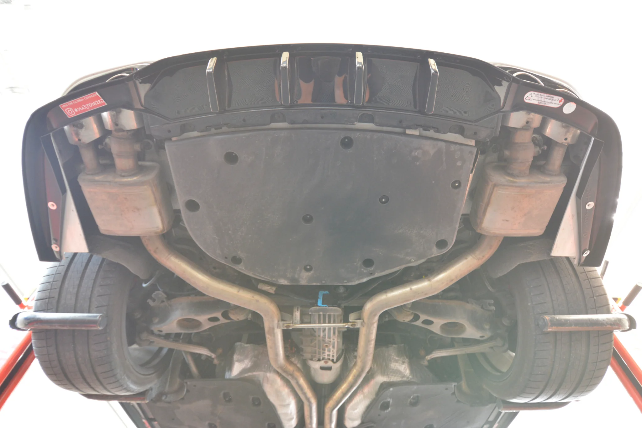 Rear Splitter (with vertical bars) Maserati Ghibli Mk3 Facelift - Image 8