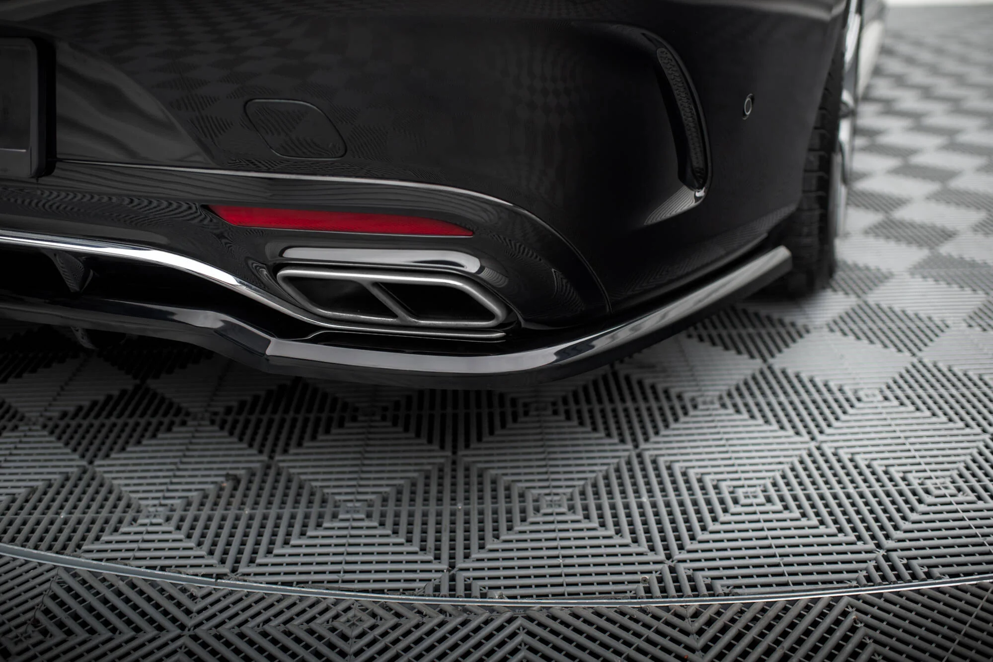 Rear Splitter (with vertical bars) Mercedes-Benz S Coupe AMG-Line C217 Facelift - Image 6