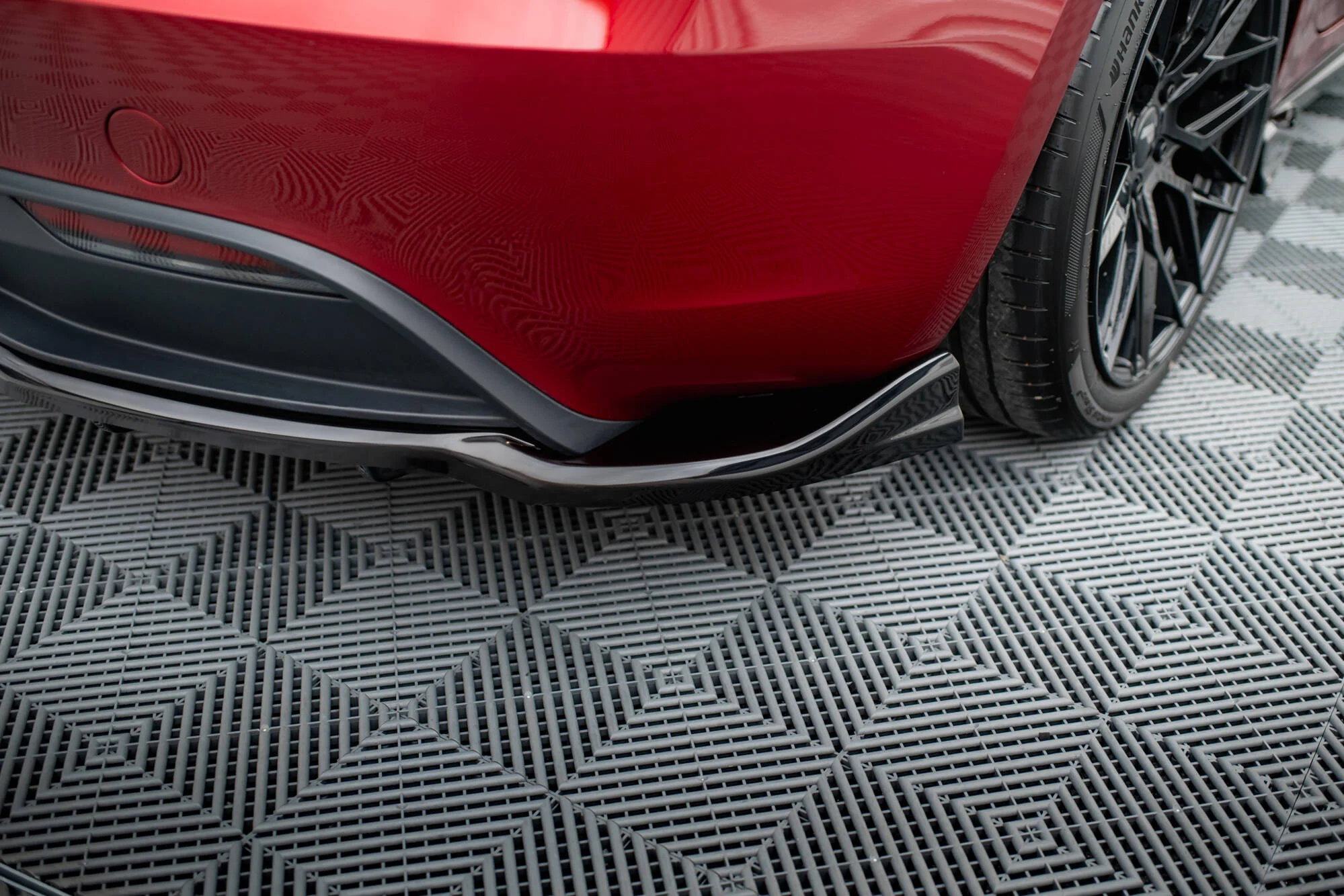REAR SPLITTER (WITH VERTICAL BARS) V.1 TESLA MODEL 3 PROJECT HIGHLAND (FACELIFT) - Image 5