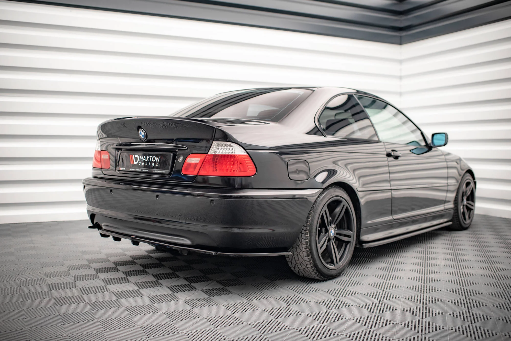 REAR SPOILER / LID EXTENSION BMW 3 E46 COUPE < M3 CSL LOOK > (FOR PAINTING) - Image 2