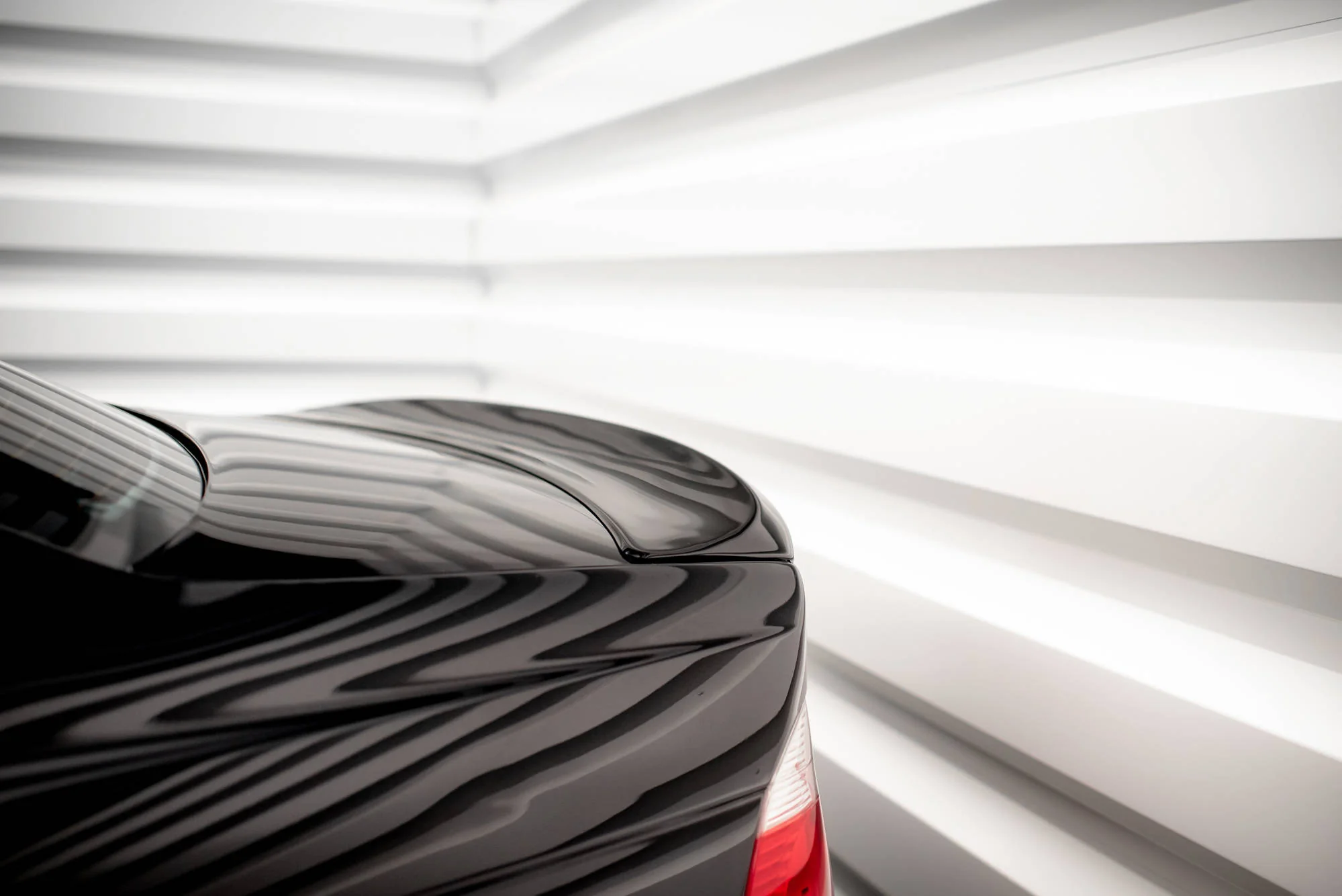 REAR SPOILER / LID EXTENSION BMW 3 E46 COUPE < M3 CSL LOOK > (FOR PAINTING) - Image 7