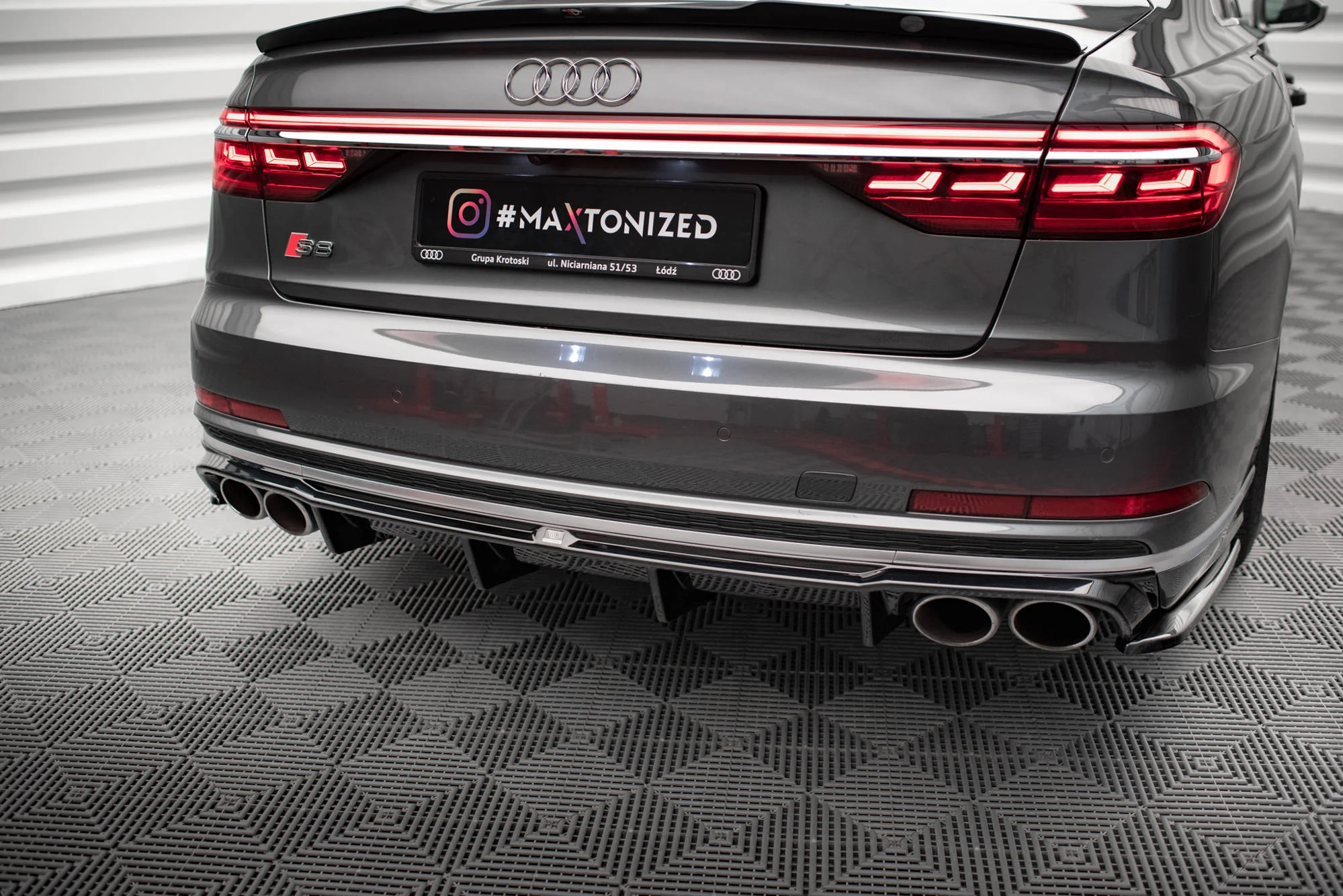 REAR VALANCE AUDI S8 D5 - Image 6