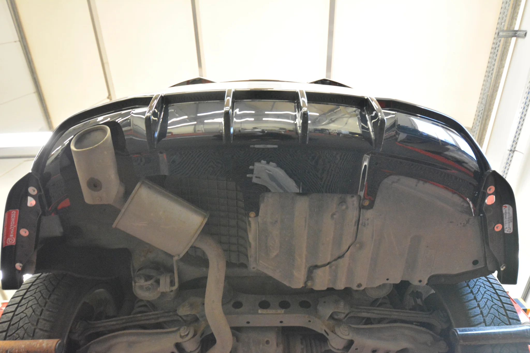 Rear Valance BMW 1 M-Pack E82 - Image 7