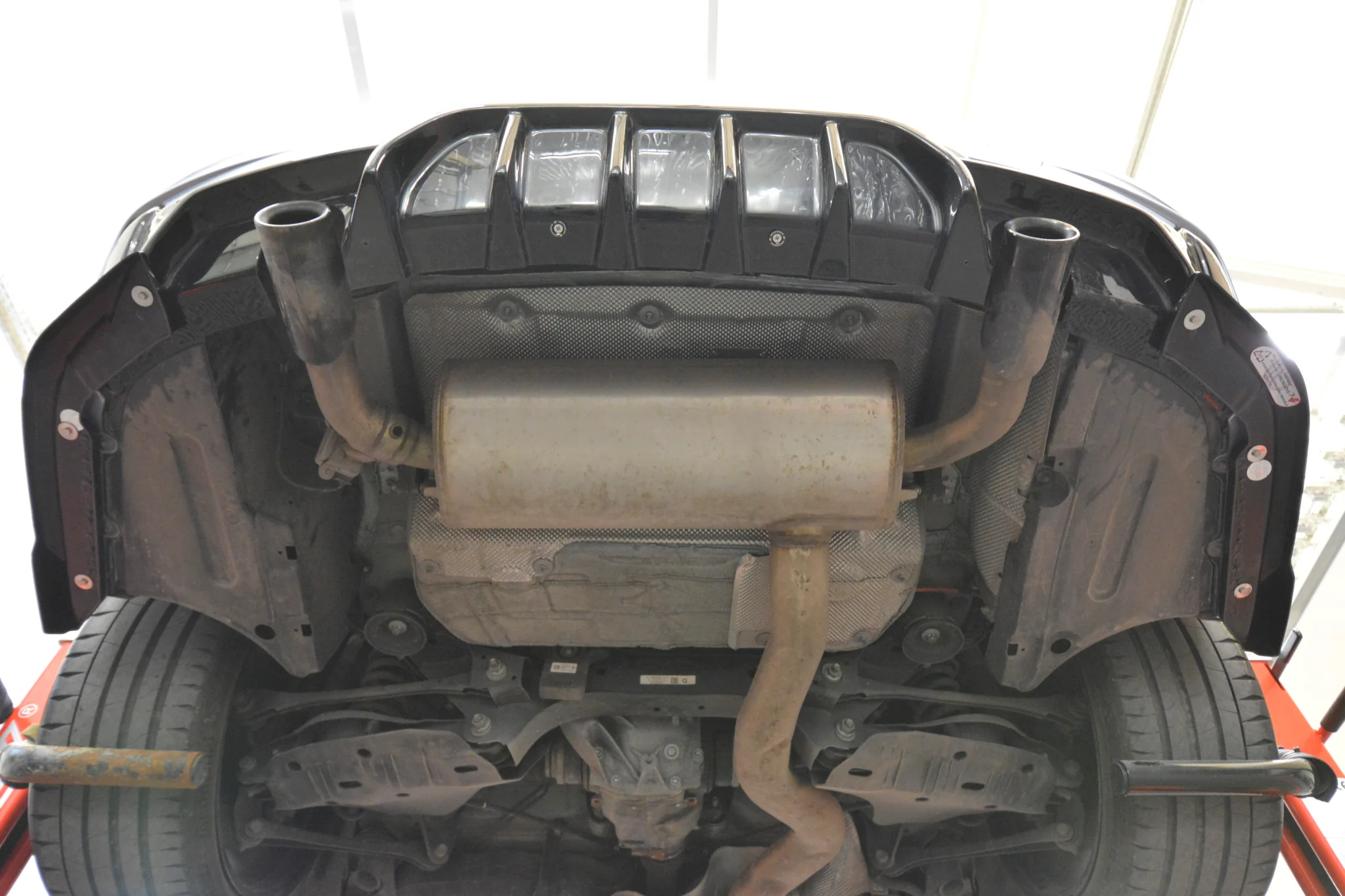 Rear Valance BMW 4 Coupe / Gran Coupe / Cabrio M-Pack F32 / F36 / F33 (Version with dual exhausts on both sides) - Image 7