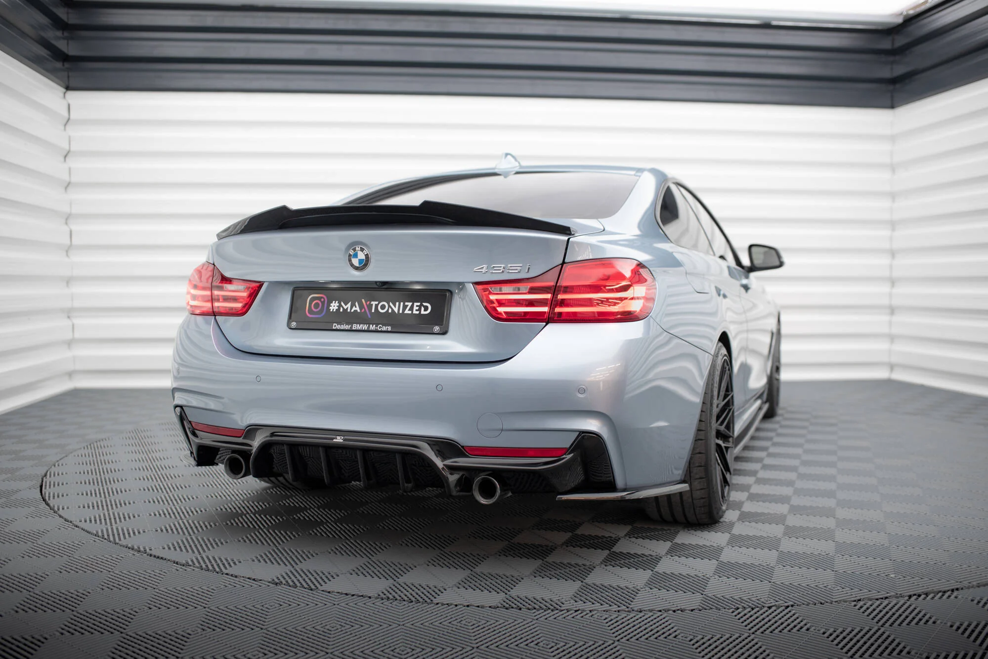 REAR VALANCE BMW 4 COUPE / GRAN COUPE / CABRIO M-PACK F32 / F36 (VERSION WITH EXHAUST ON BOTH SIDES) - Image 2