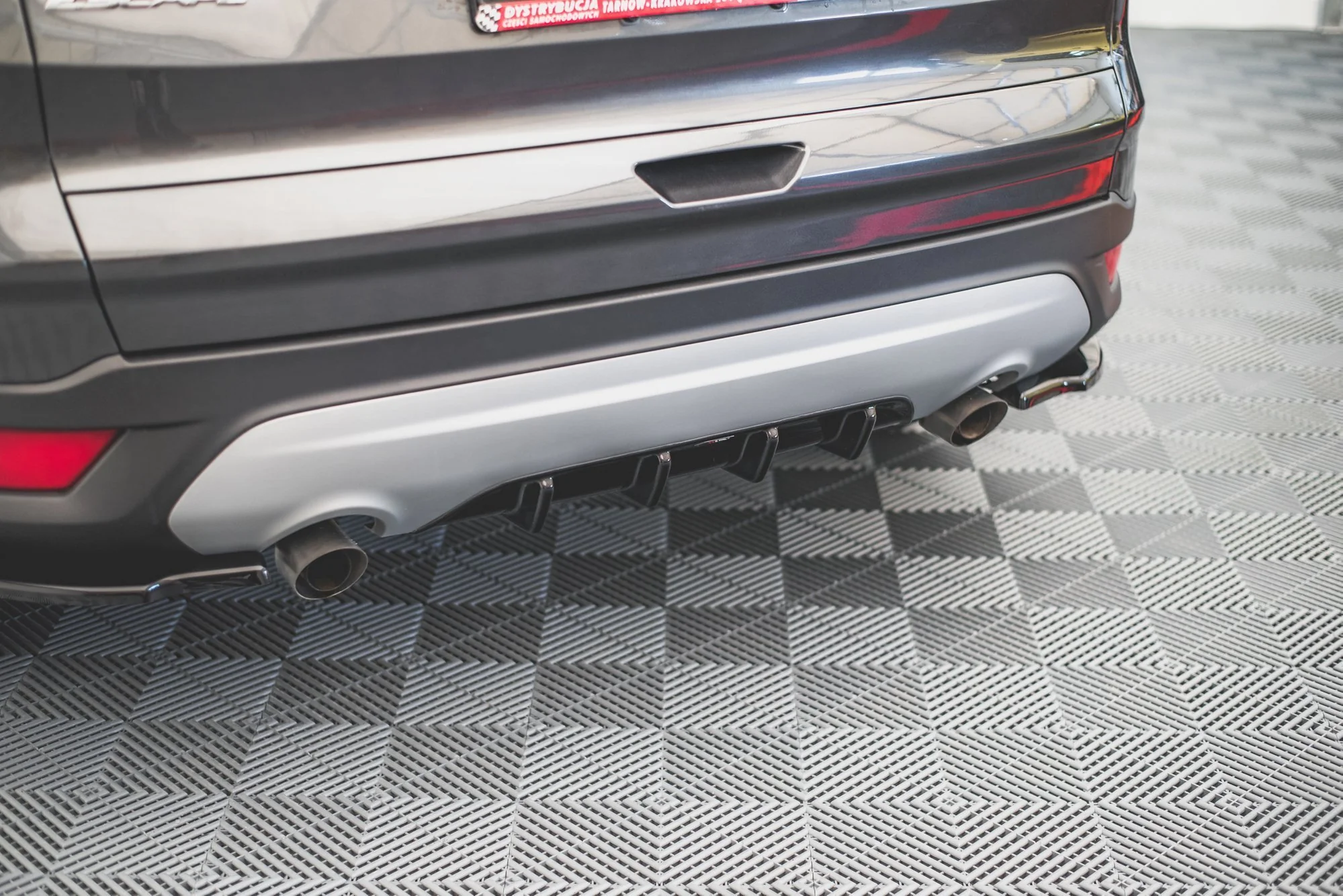 REAR VALANCE FORD ESCAPE MK3 - Image 3