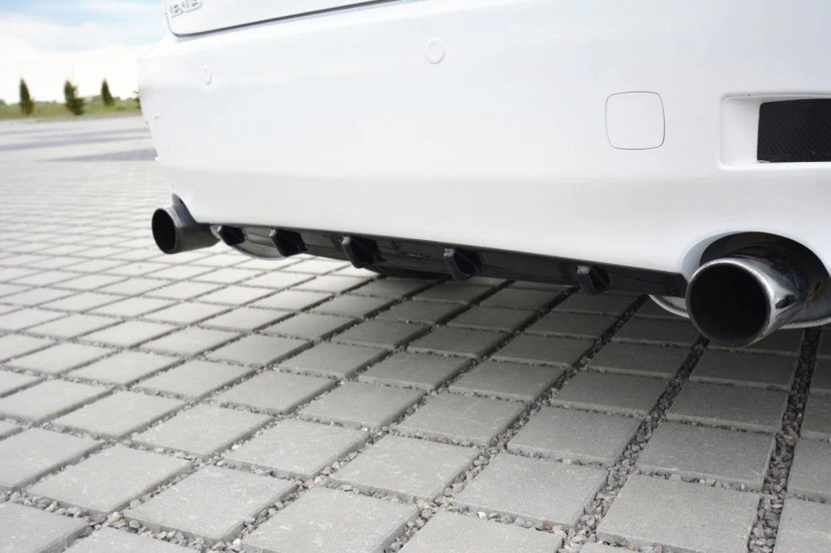 REAR VALANCE LEXUS IS MK2 - Image 4