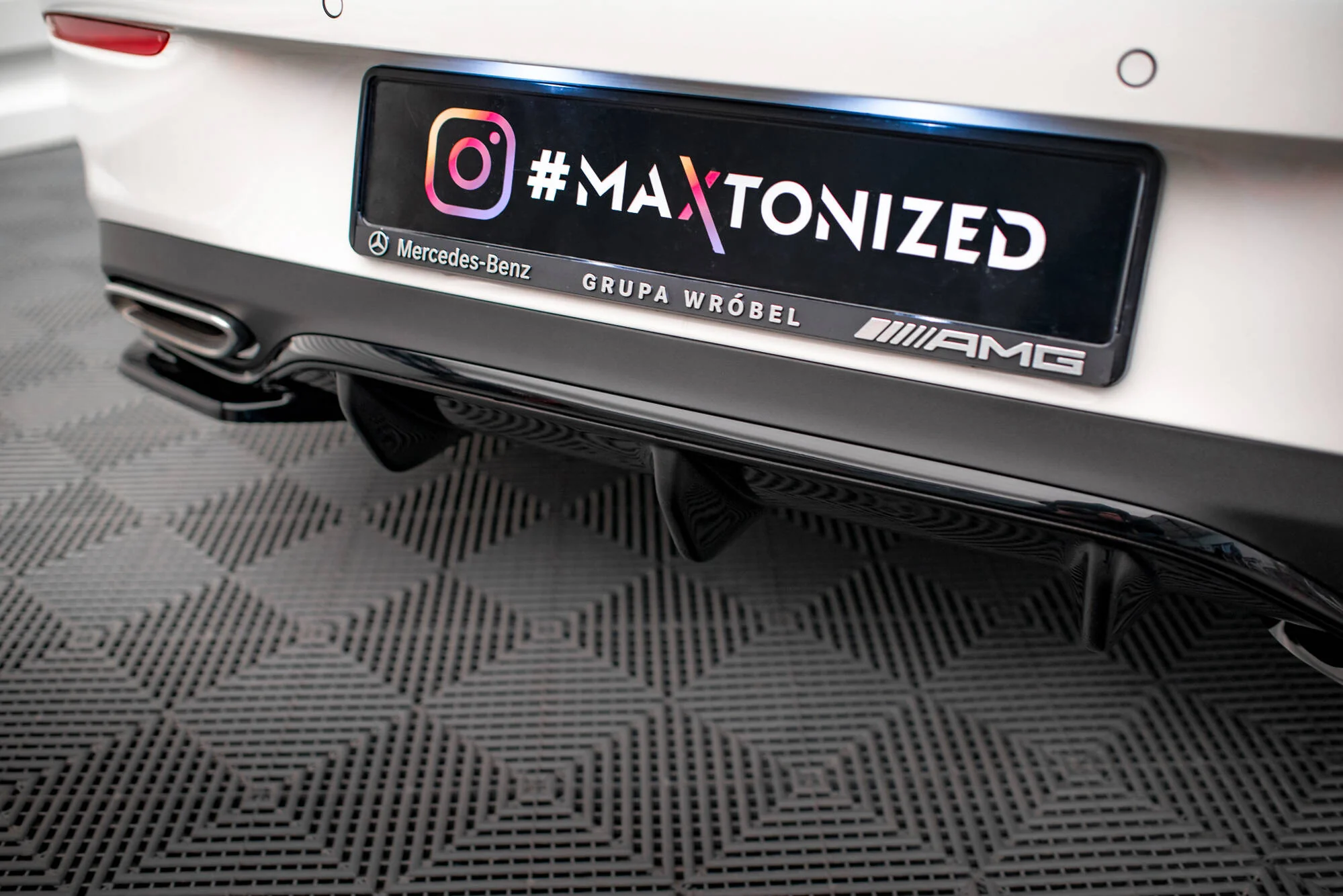 REAR VALANCE MERCEDES-BENZ E-CLASS W213 COUPE (C238) / CABRIOLET (A238) AMG-LINE - Image 3