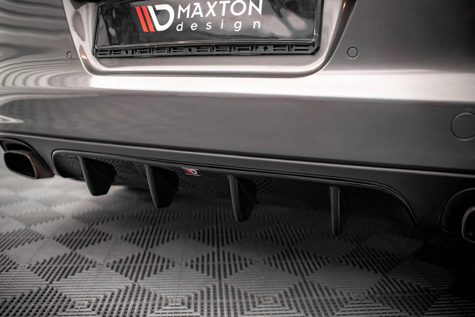 REAR VALANCE PORSCHE PANAMERA / PANAMERA DIESEL 970 - Image 2