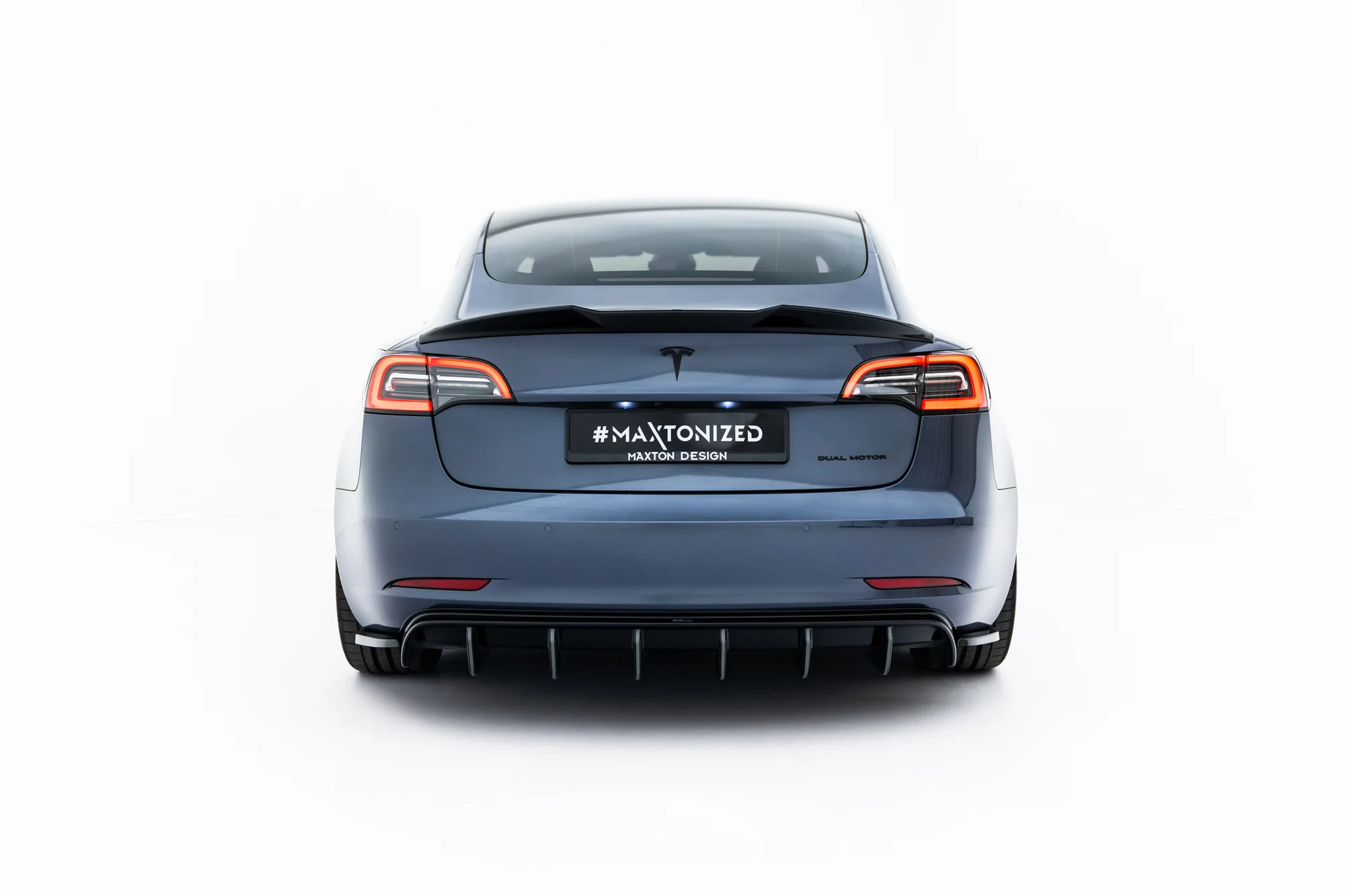 REAR VALANCE V.2 TESLA MODEL 3 - Image 3