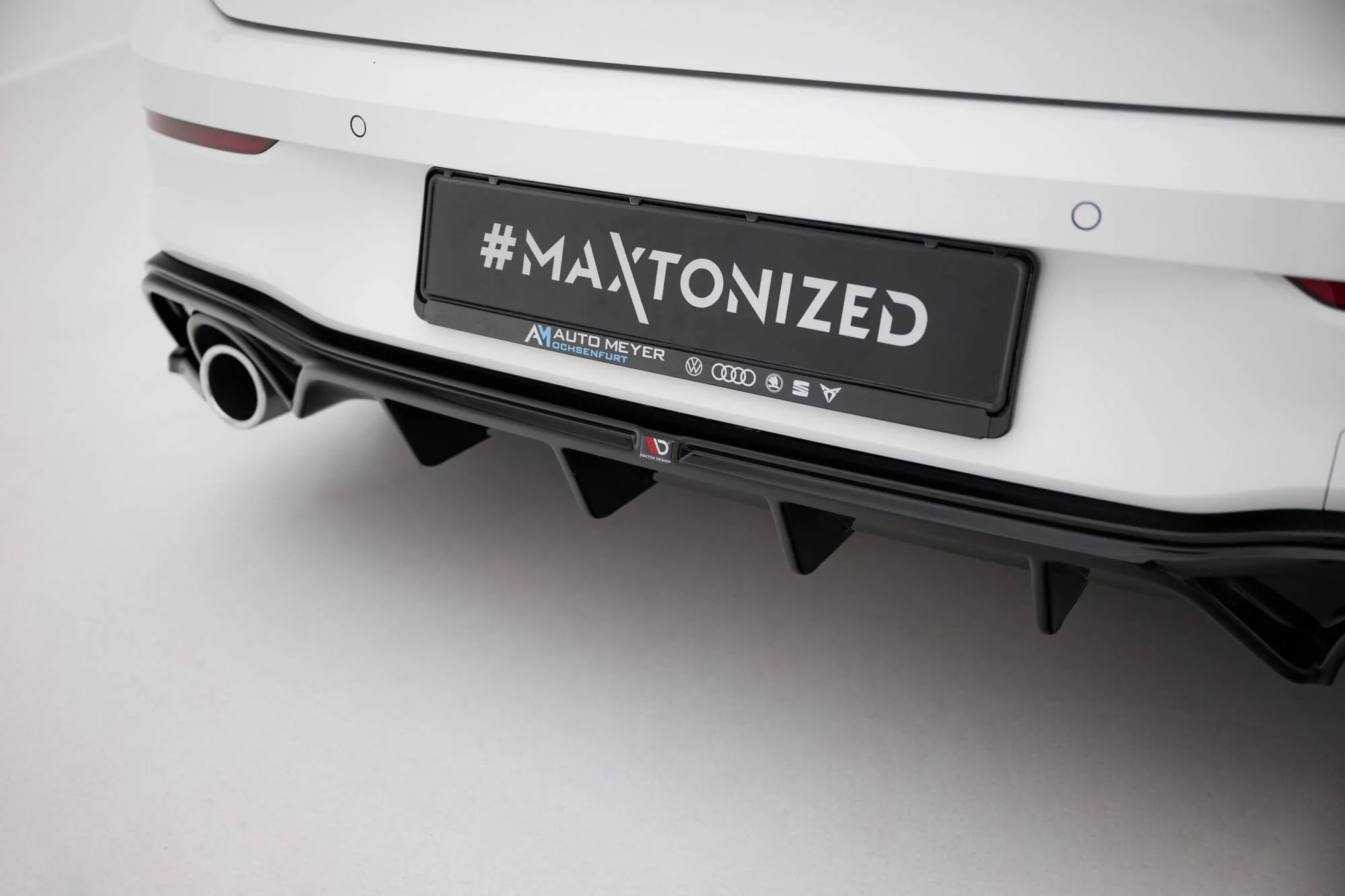 REAR VALANCE V.2 VOLKSWAGEN GOLF 8 GTI - Image 4