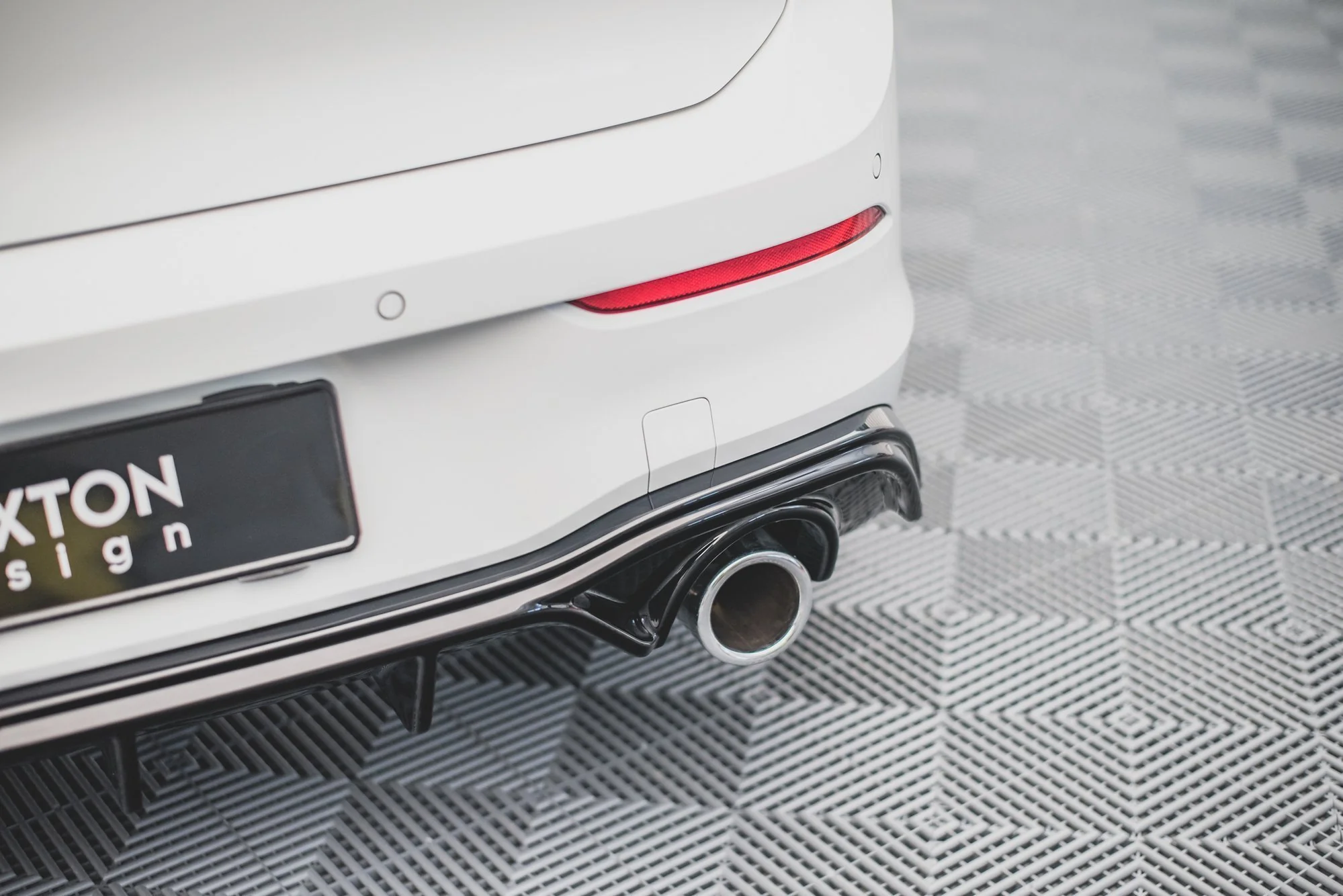 REAR VALANCE V.2 VOLKSWAGEN GOLF 8 GTI - Image 7